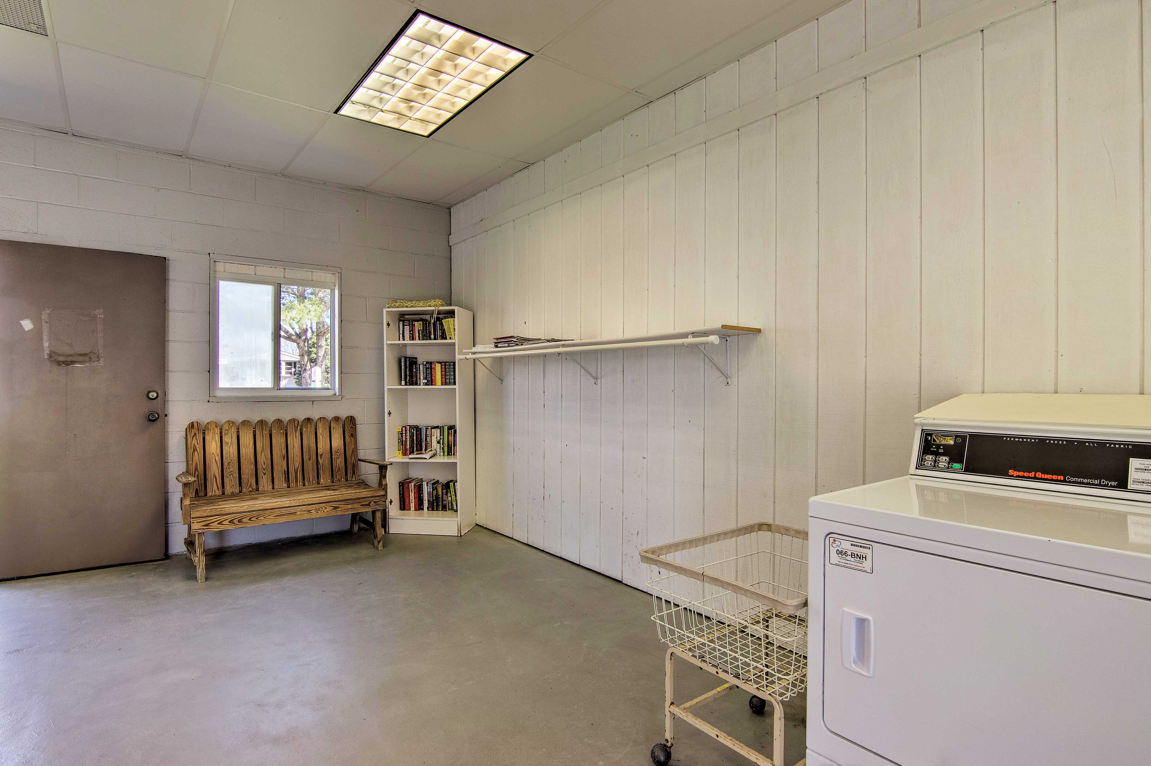 DogFriendly Ocean Pines Home w/ Pool Access! Evolve