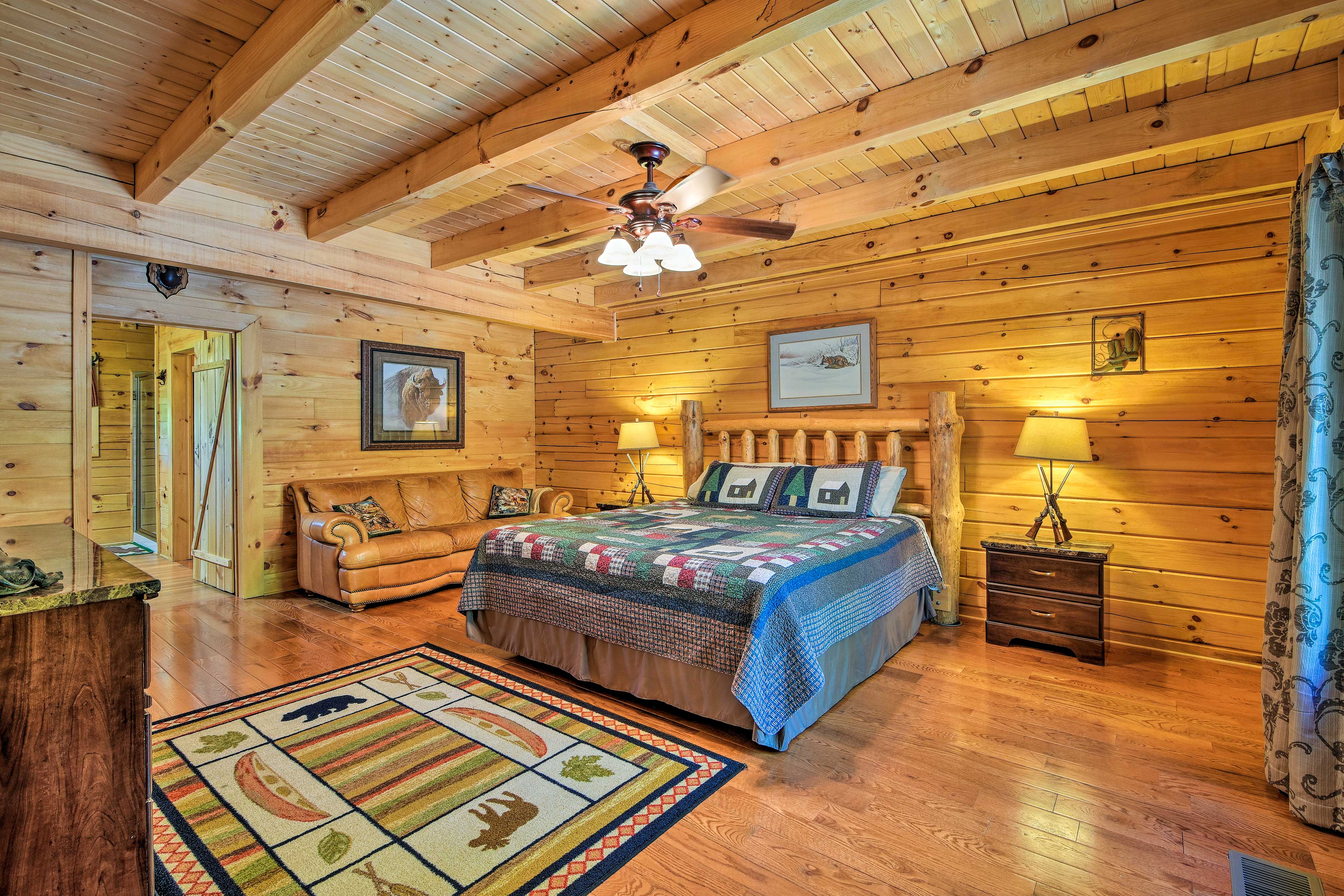 Trenton Cabin w/ Hot Tub 14 Mi to Lookout Mtn! Evolve