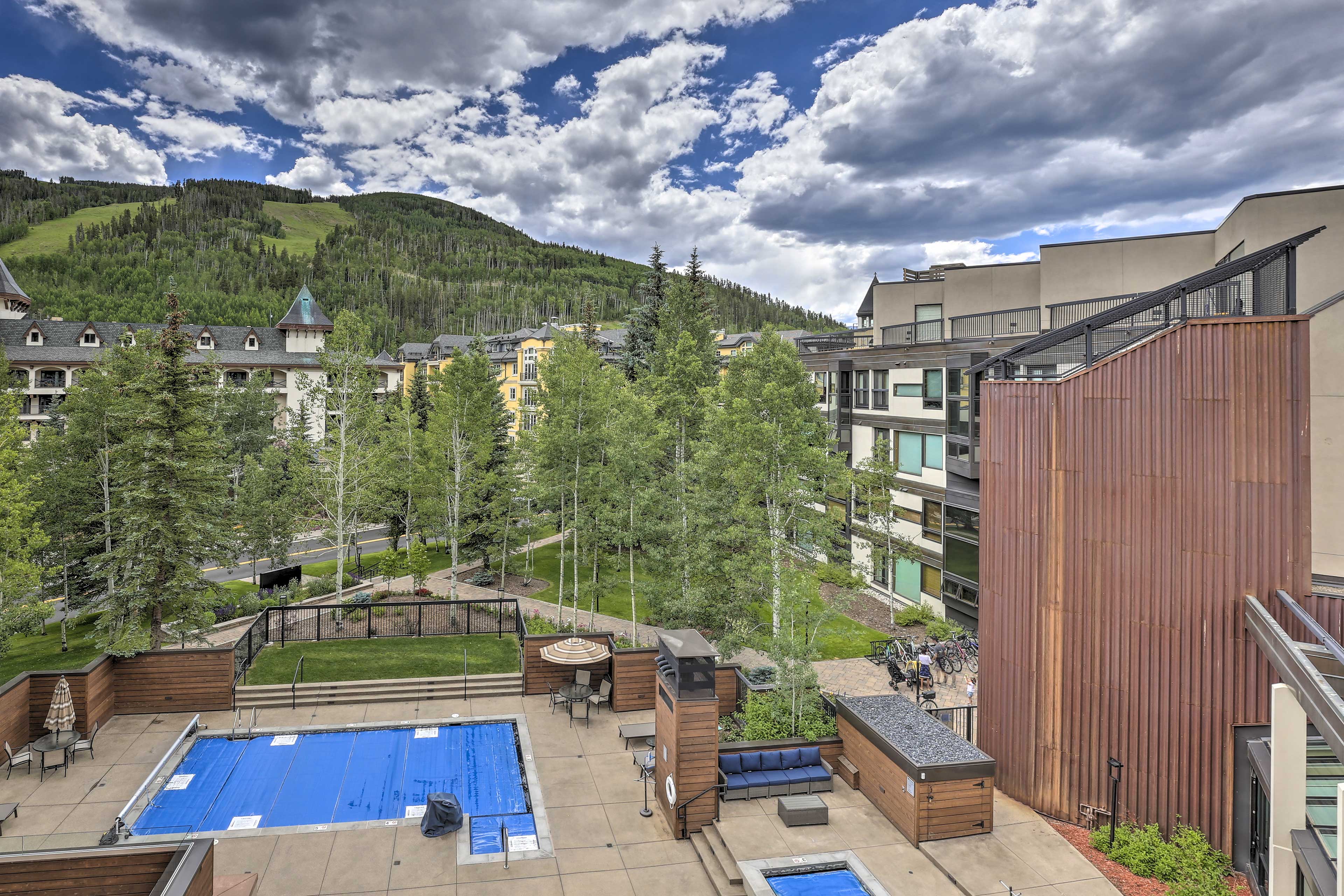 Spacious Vail Condo Steps From Eagle Bahn Gondola Evolve
