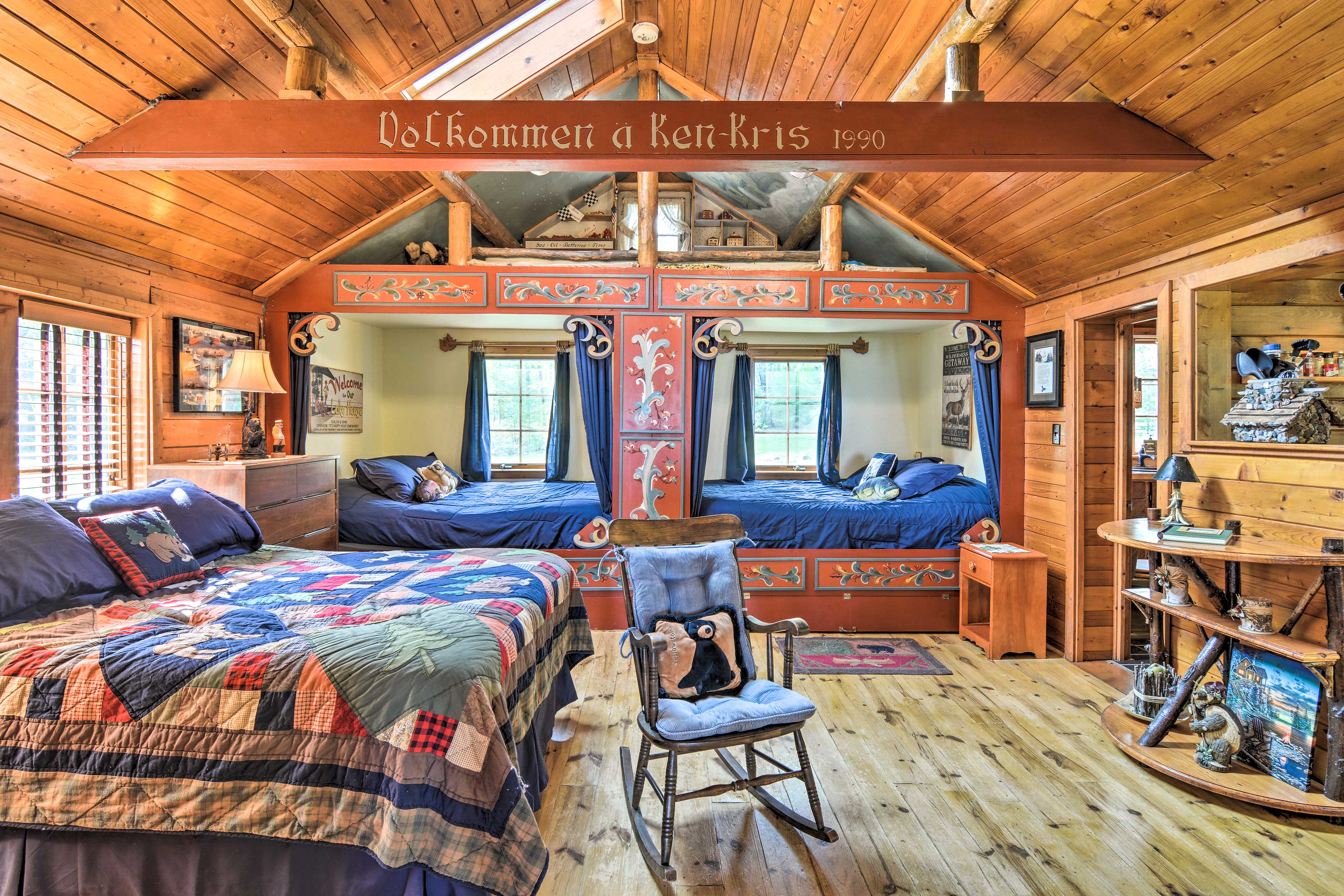 Cabin on Rush Lake w/ Bar, Grill & Kayaks! Atlanta, MI Evolve