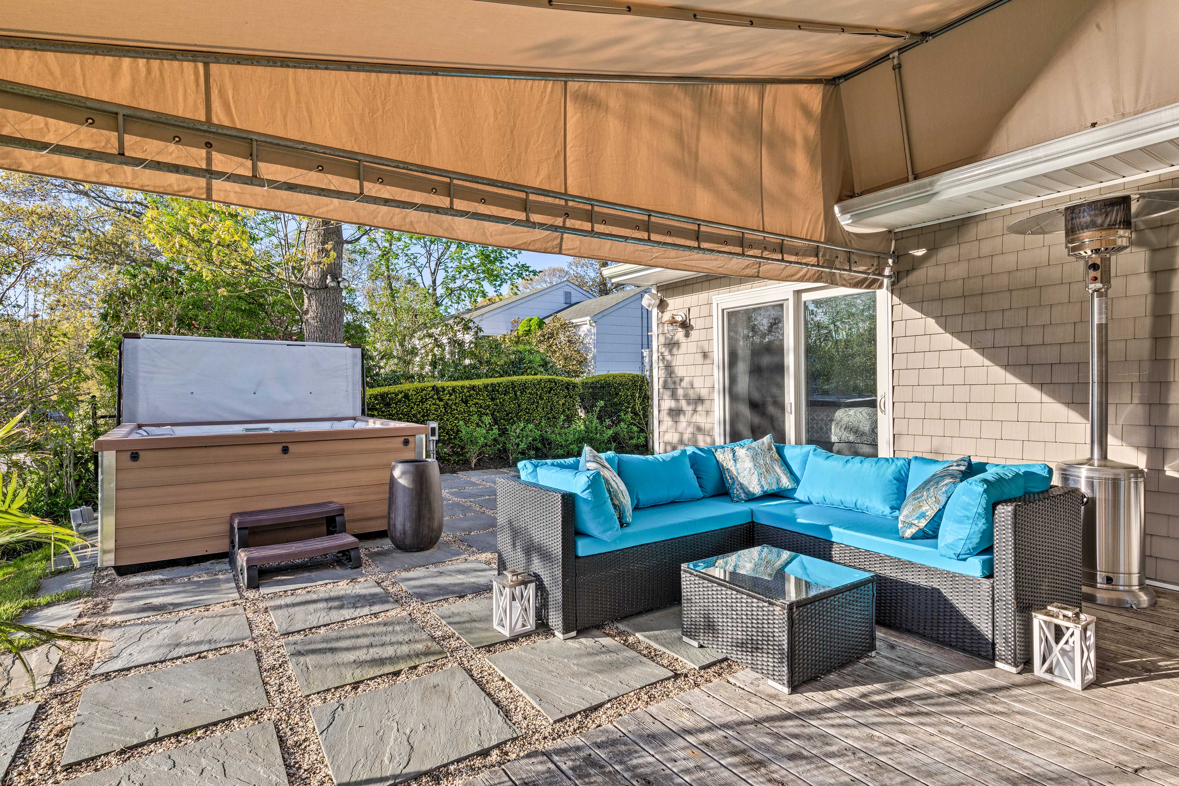 Luxury Hamptons Home on Canal w/ Dock & Kayaks! East Quogue, NY Evolve