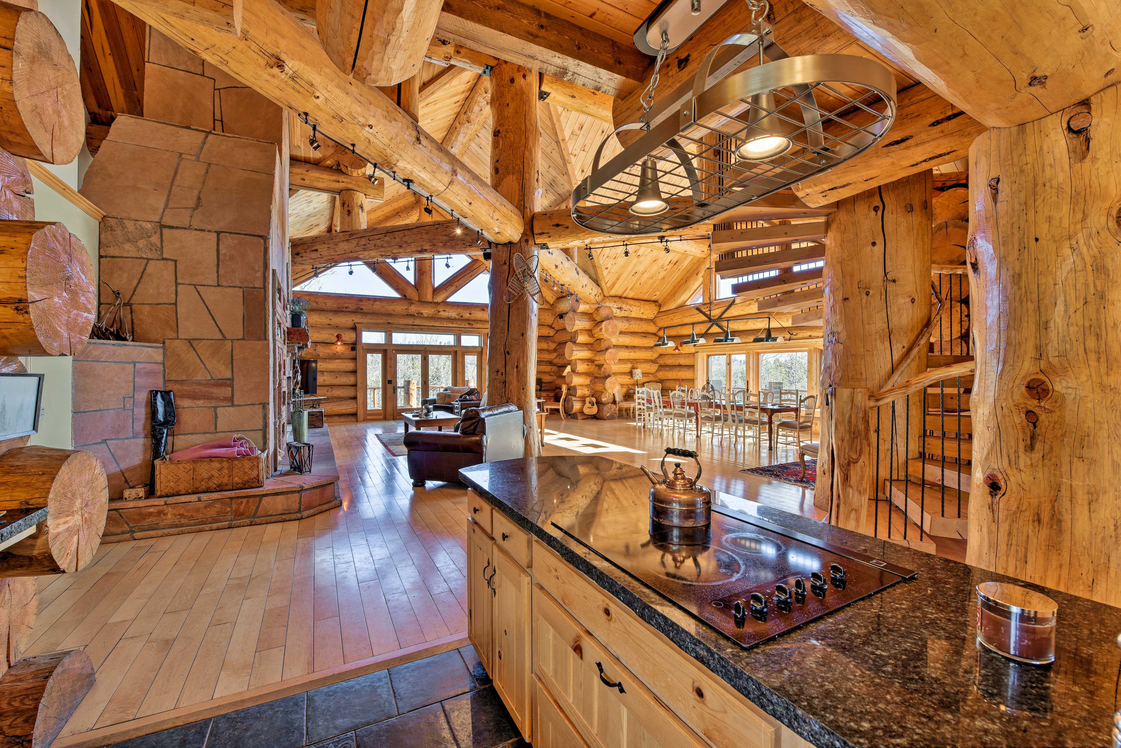 Stunning Fairplay Cabin w/Hot Tub & Sauna Evolve