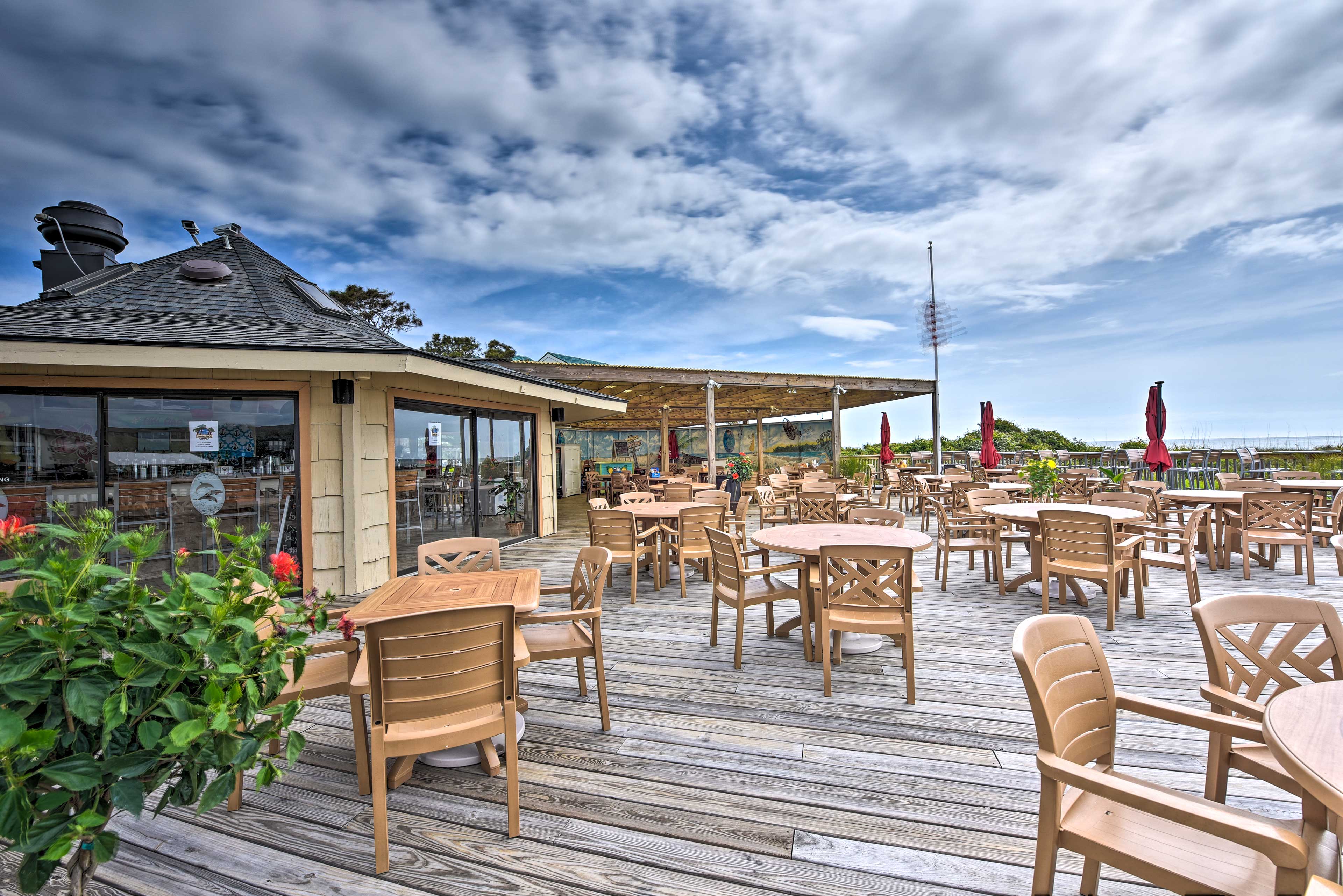 Condo Situated on Hilton Head Island Beach! Evolve