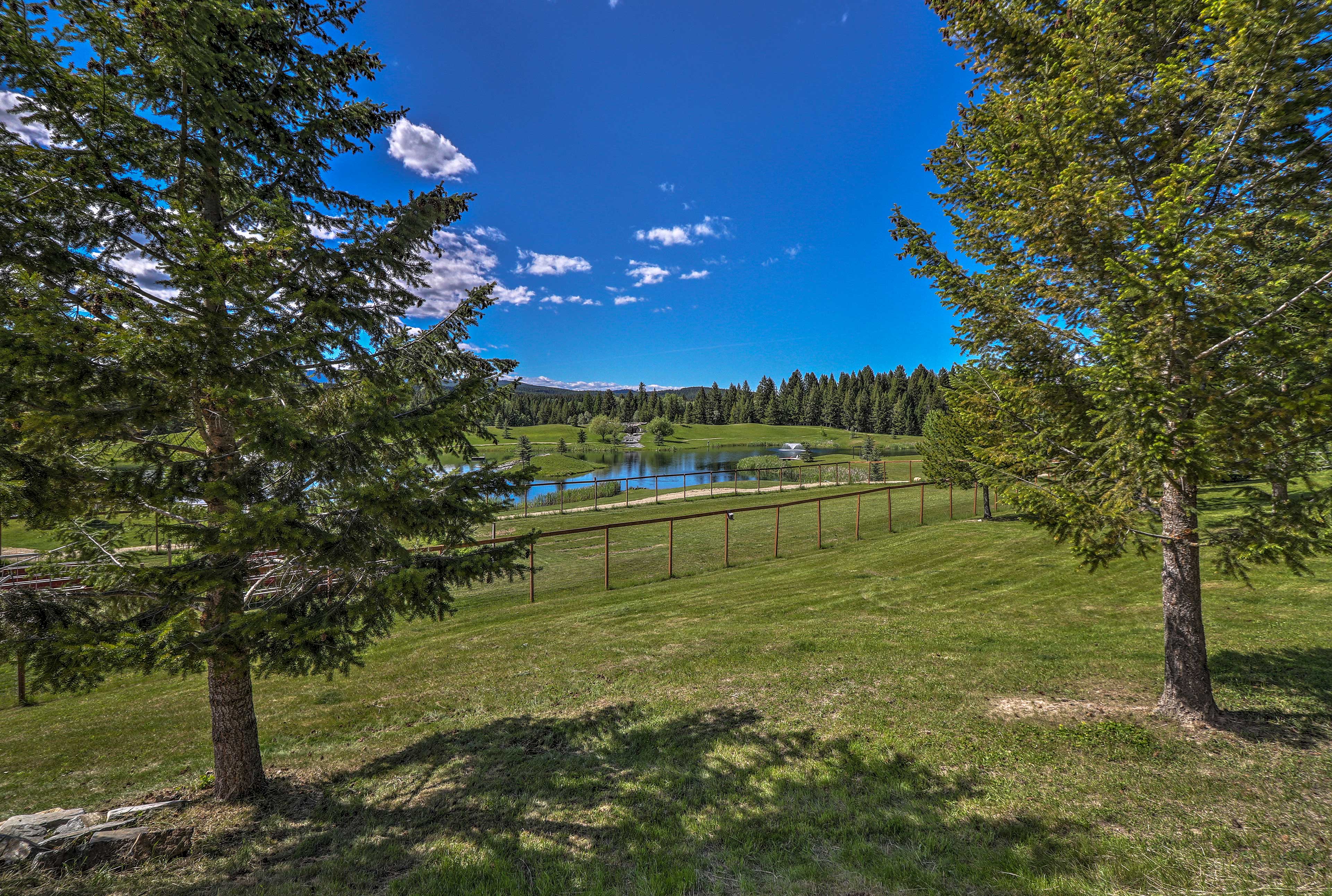Trego Resort Style Cabin w/Lake,Trails & 40 Acres Evolve