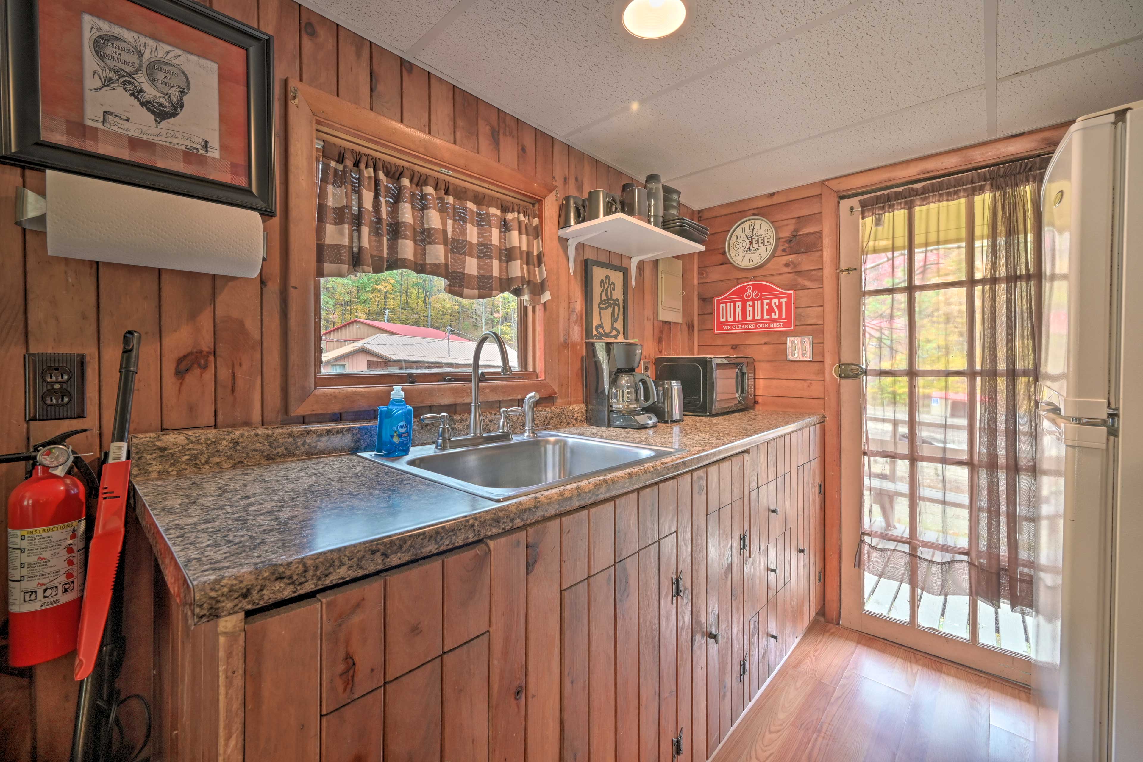 'Lone Ranger' Cabin w/ 50 Acres by Raystown Lake Huntingdon, PA Evolve