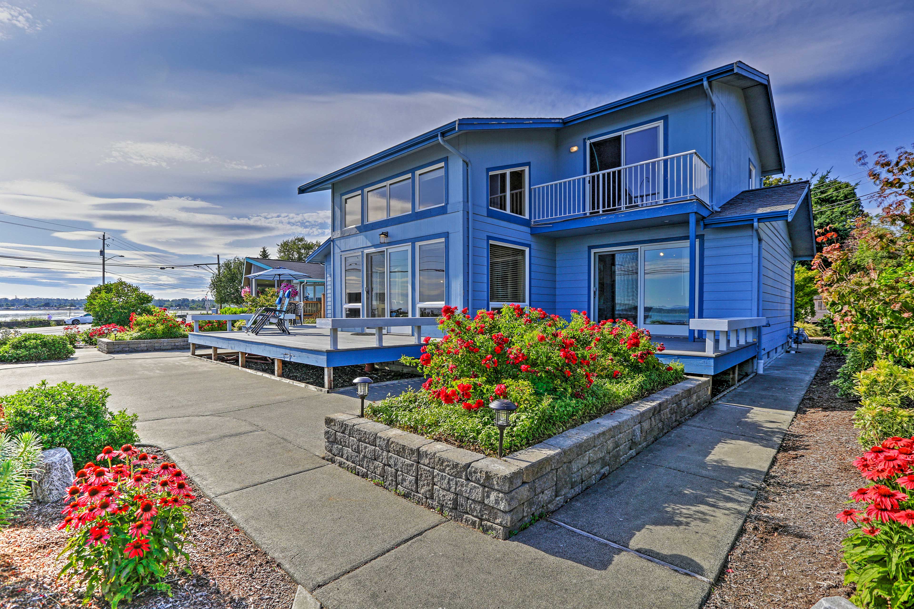 Birch Bay Waterfront Home Steps to Beach! Blaine, WA Evolve