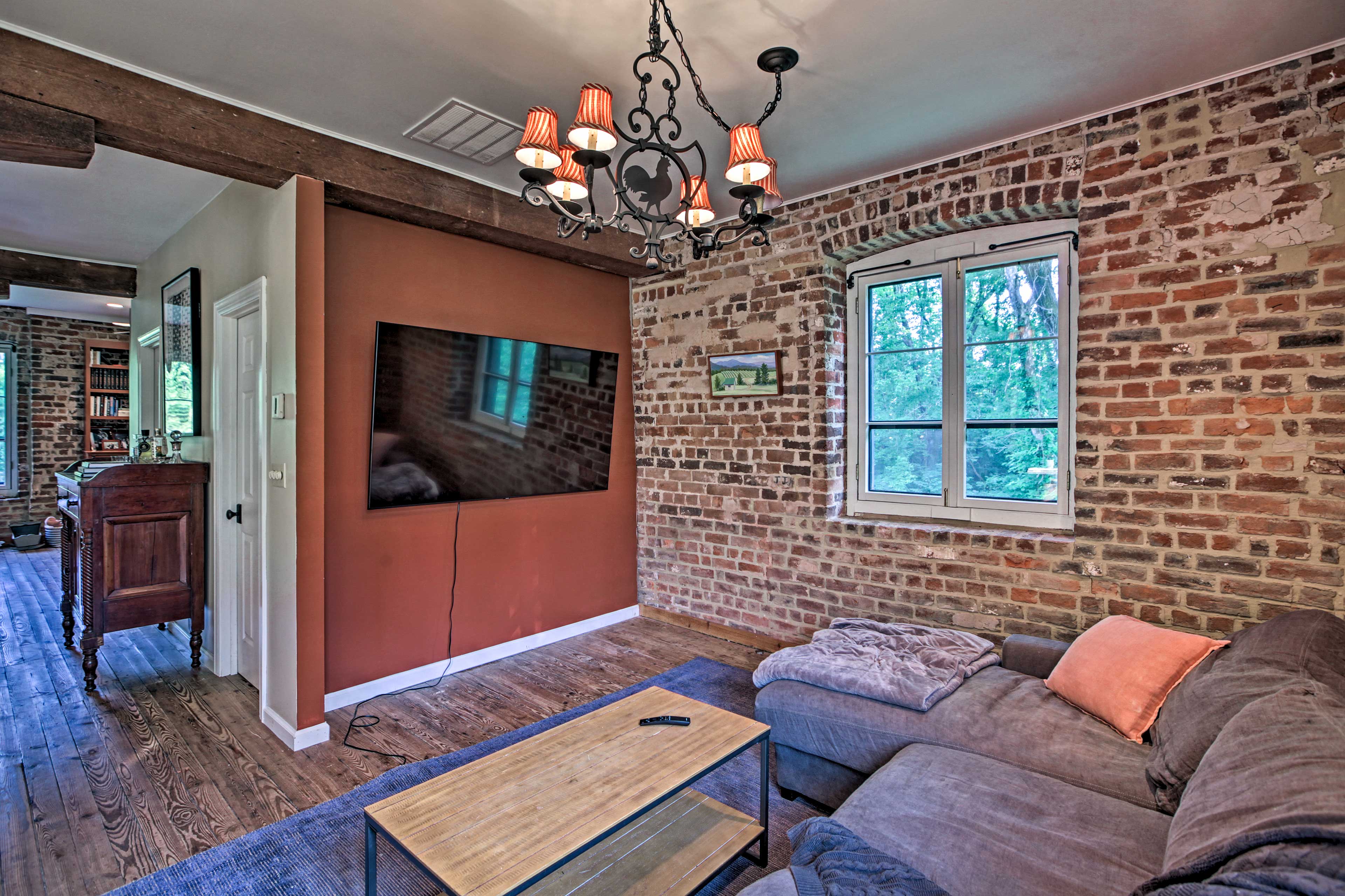 Rustic Home & Cottage at Warren Mill on 12 Acres! Scottsville, VA