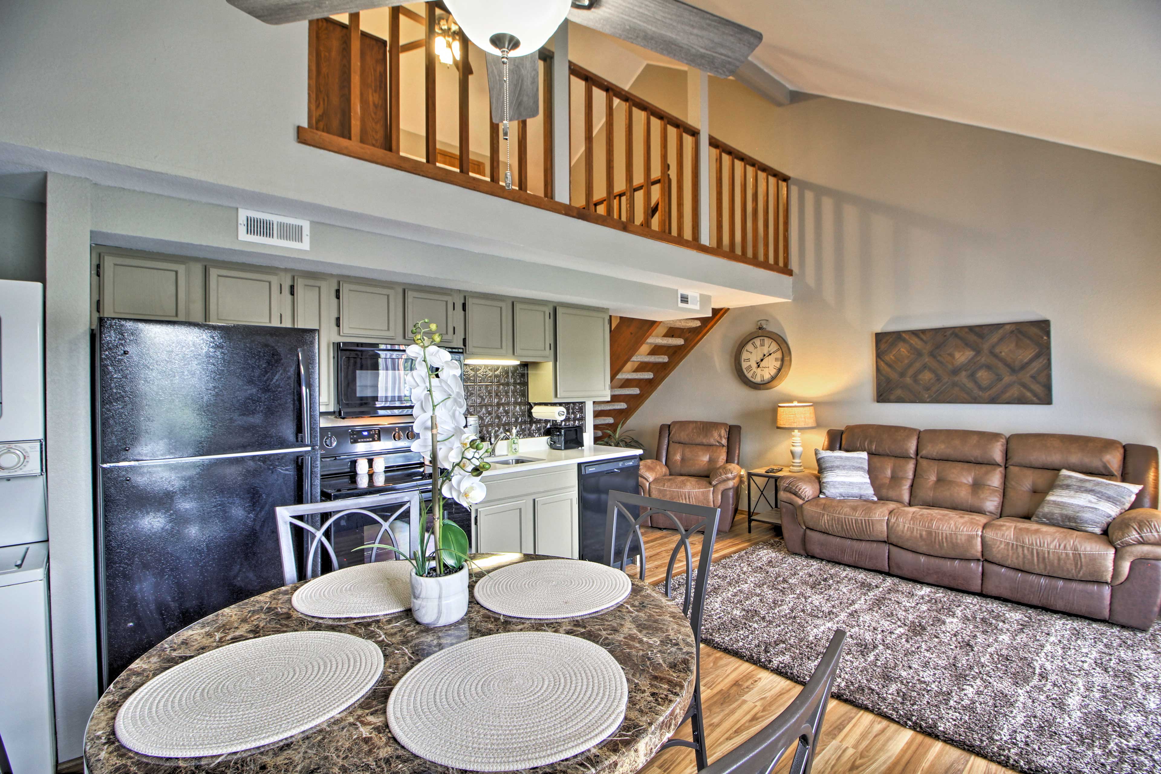 Branson Resort Condo w/ Lake Access! Evolve