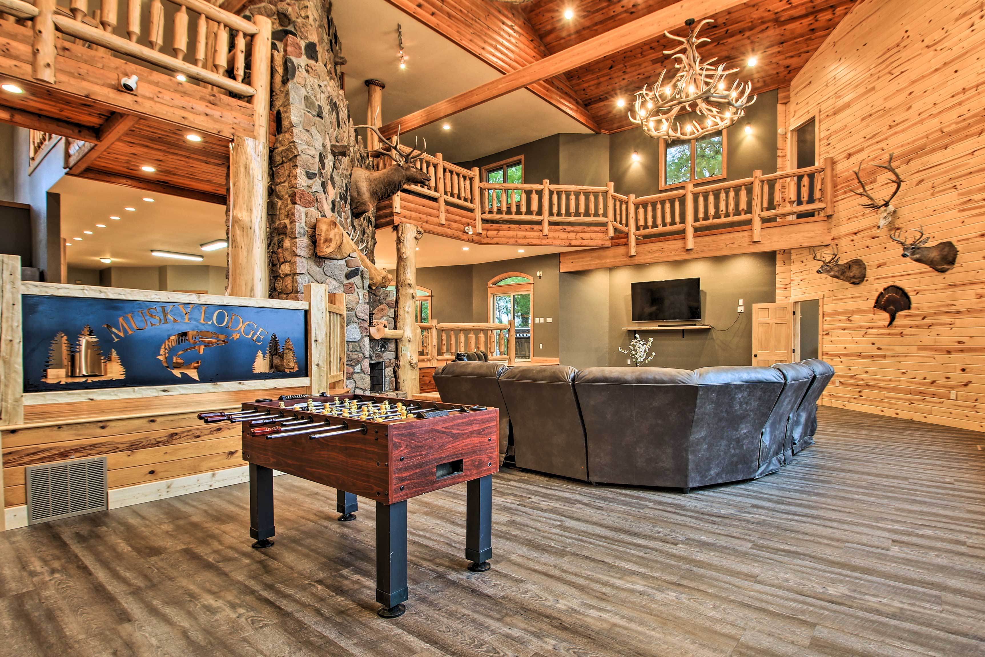 Waterfront Lake Mille Lacs Lodge w/ Deck + Grill! Isle, MN Evolve