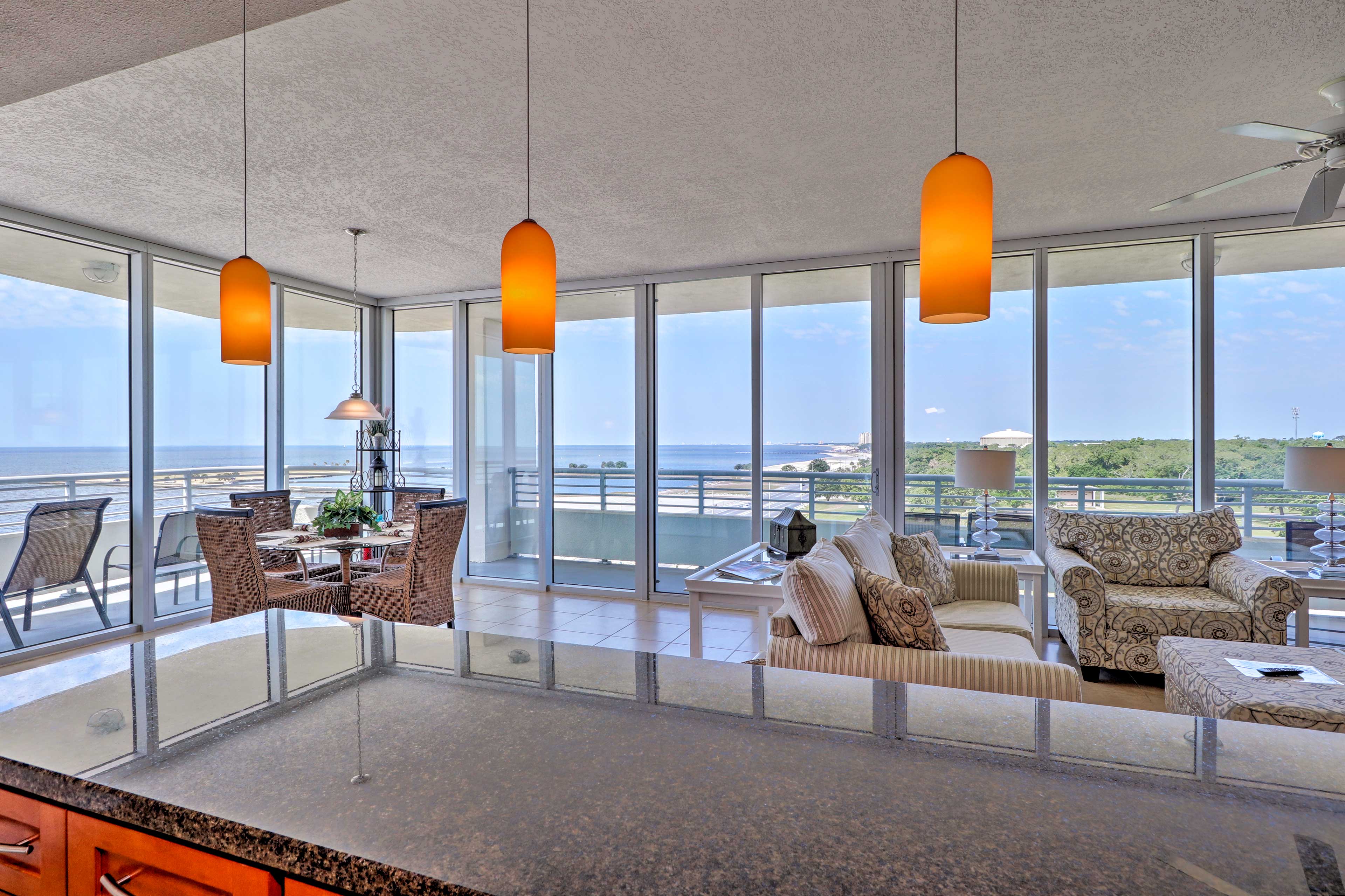 Luxurious Biloxi Beach Condo w/ Amenities & Views! Evolve