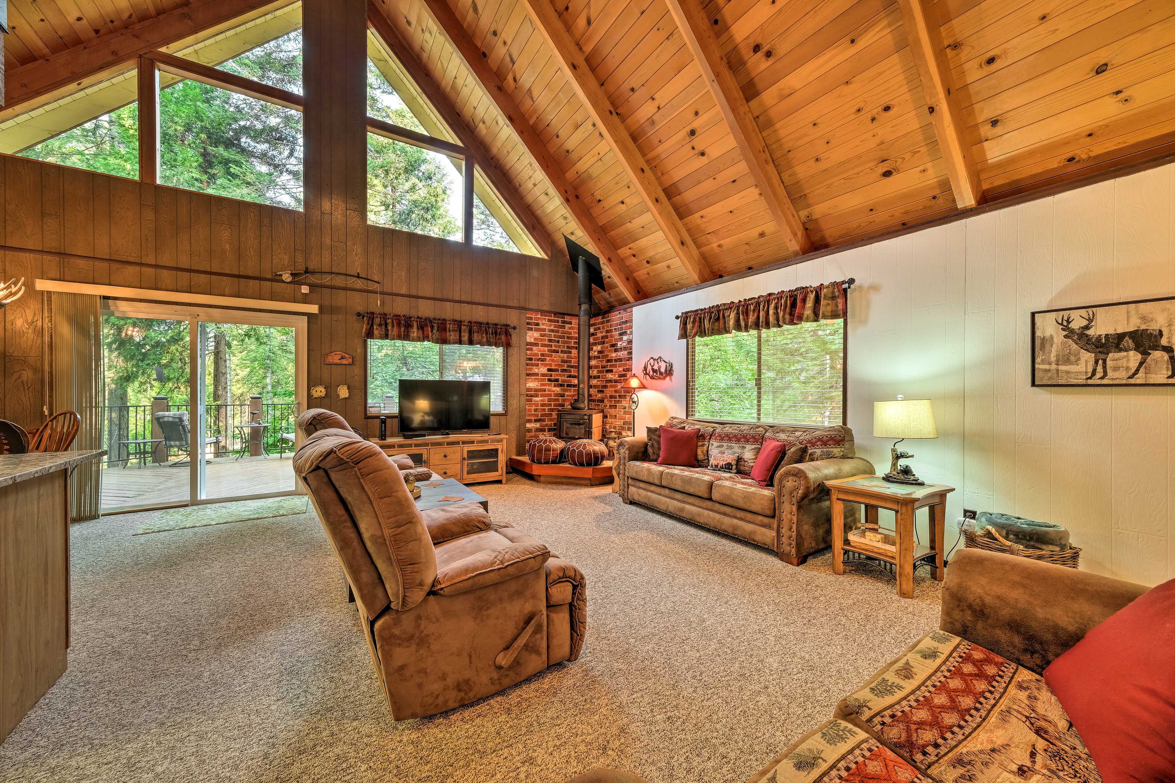 Twain Harte Mountain Cabin 3 Mi to Downtown Evolve