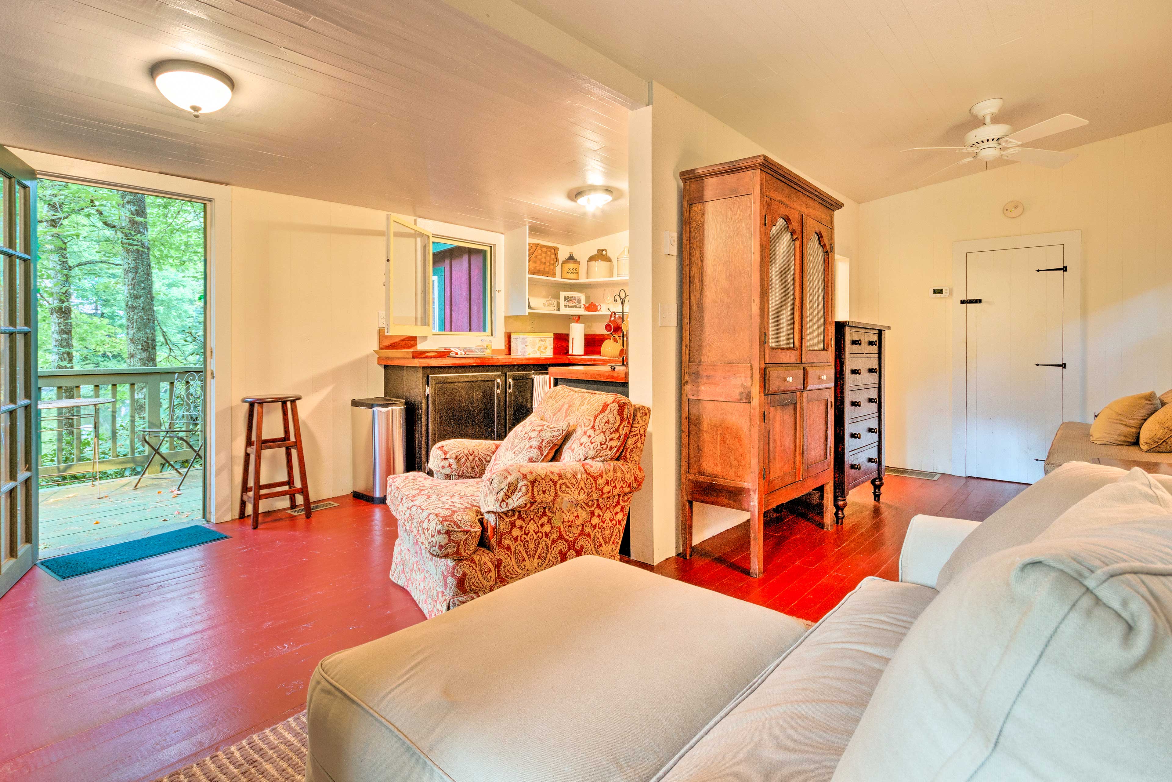 Waterfront Home w/ Boat Dock on Mirror Lake! Highlands, NC Evolve