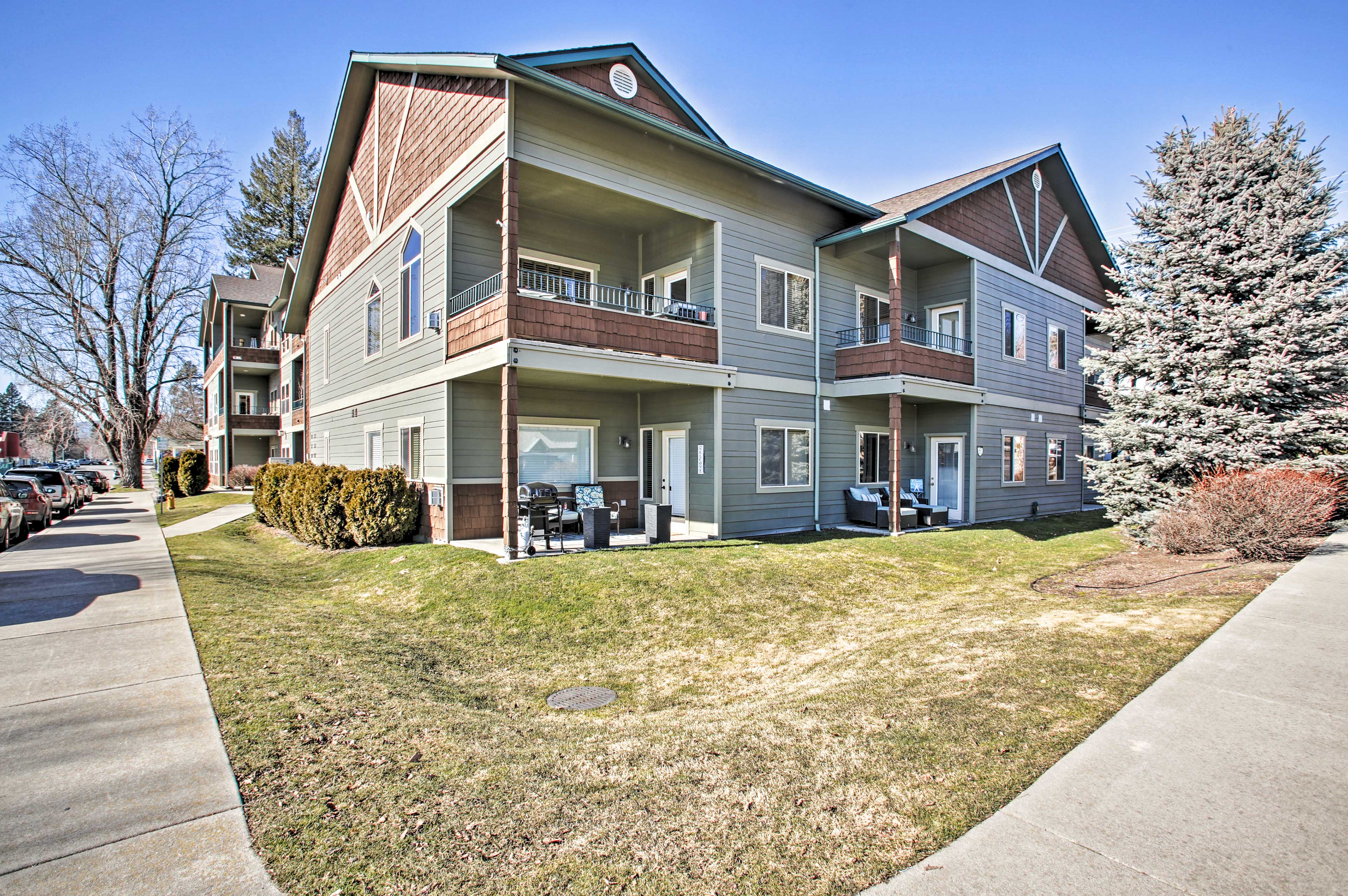 Modern Coeur d'Alene Getaway Condo Walk Downtown! Evolve