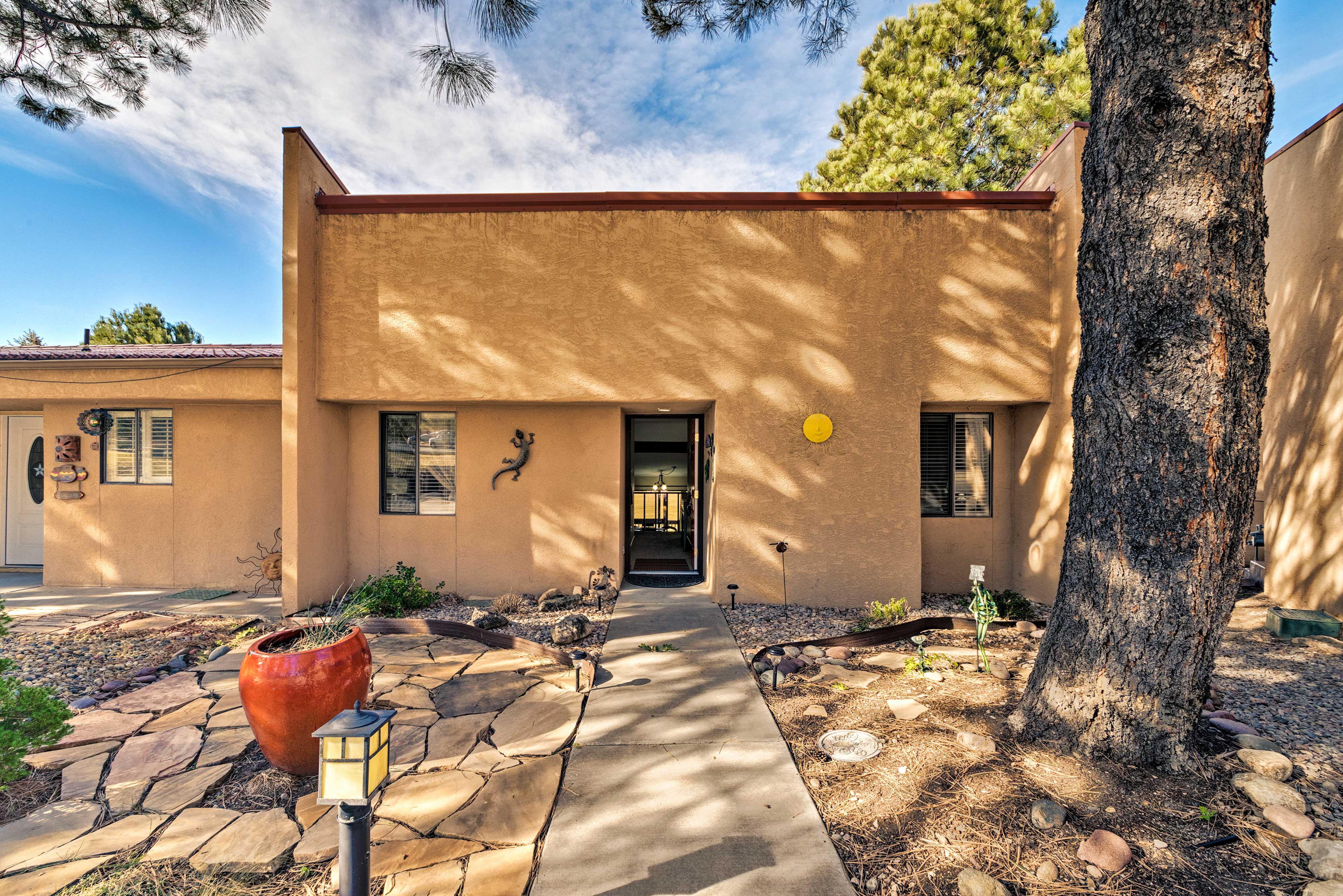 Condo on Golf Course 2 Mi to Grindstone Lake! Ruidoso, NM Evolve