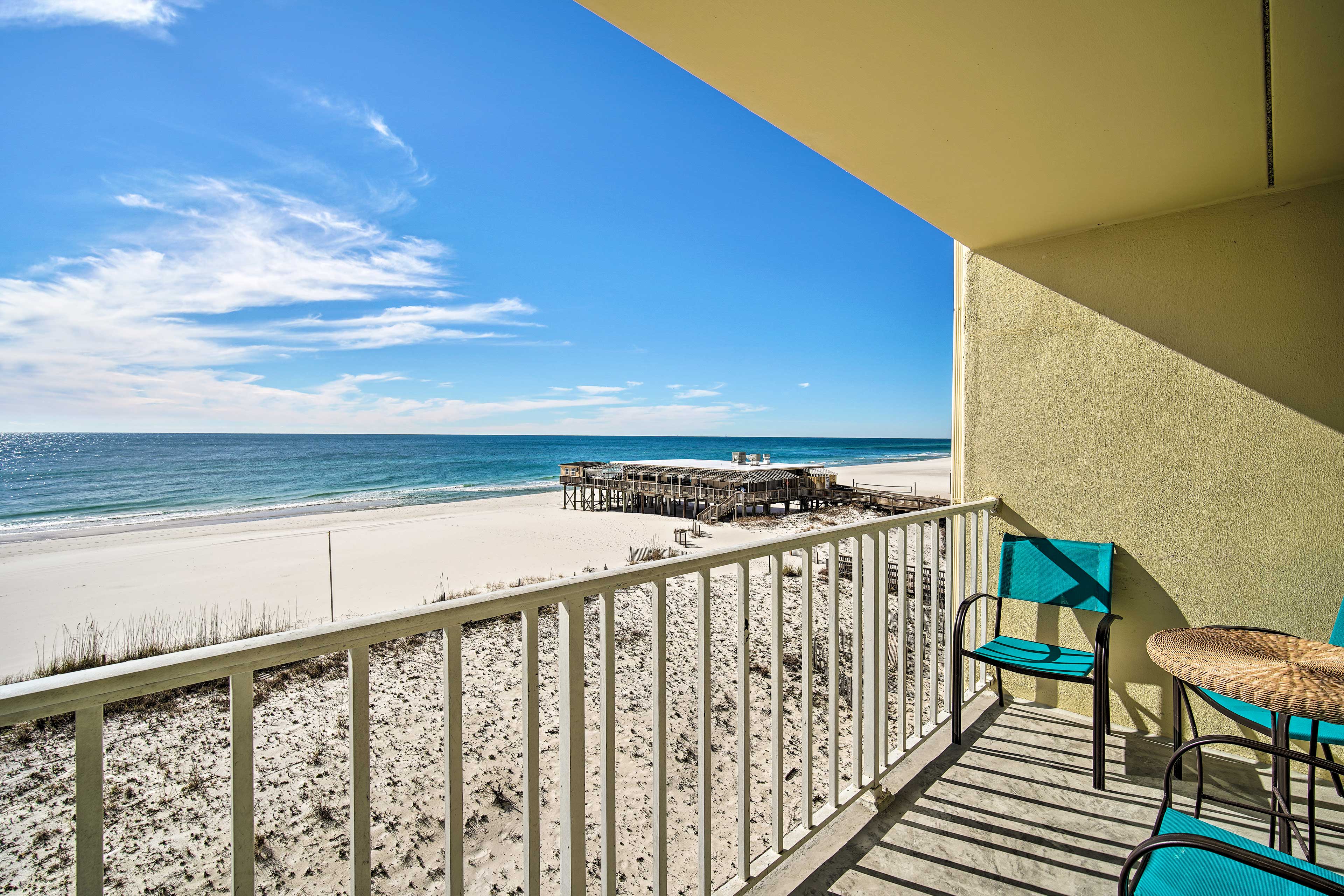 Gulf shores hotels on the beach with balcony