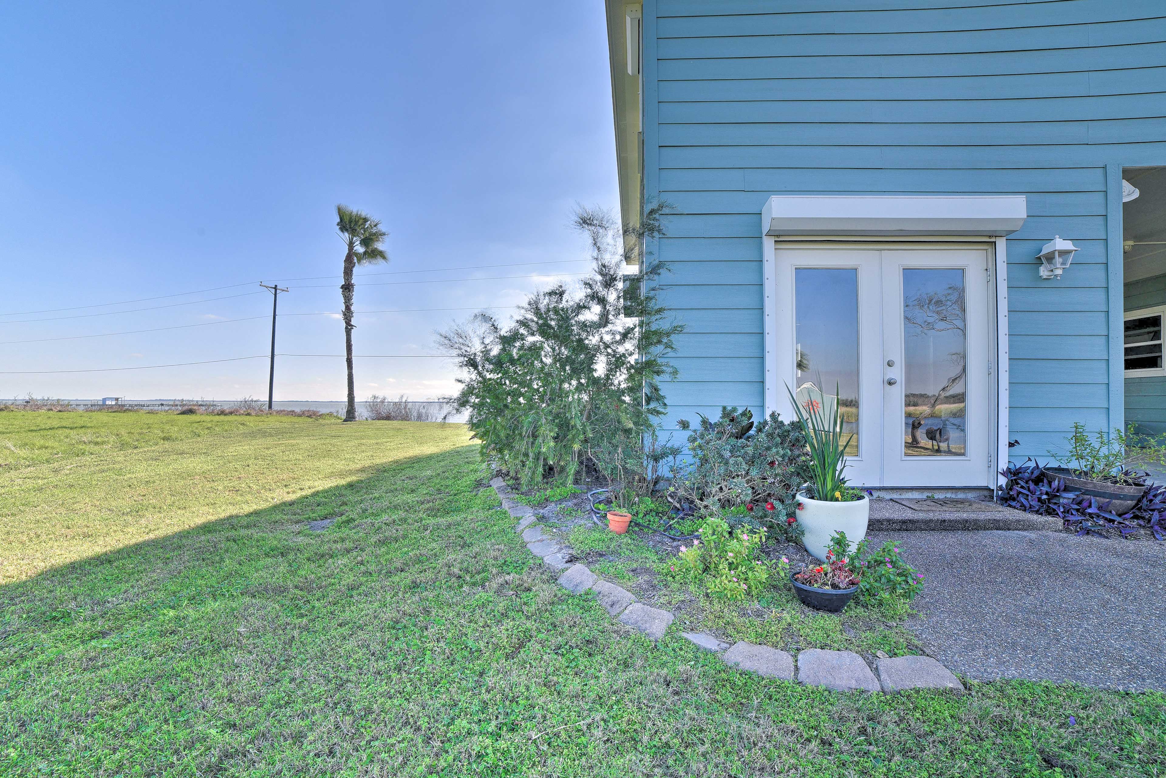 Lamar Peninsula Studio Nestled on St Charles Bay! Rockport, TX Evolve