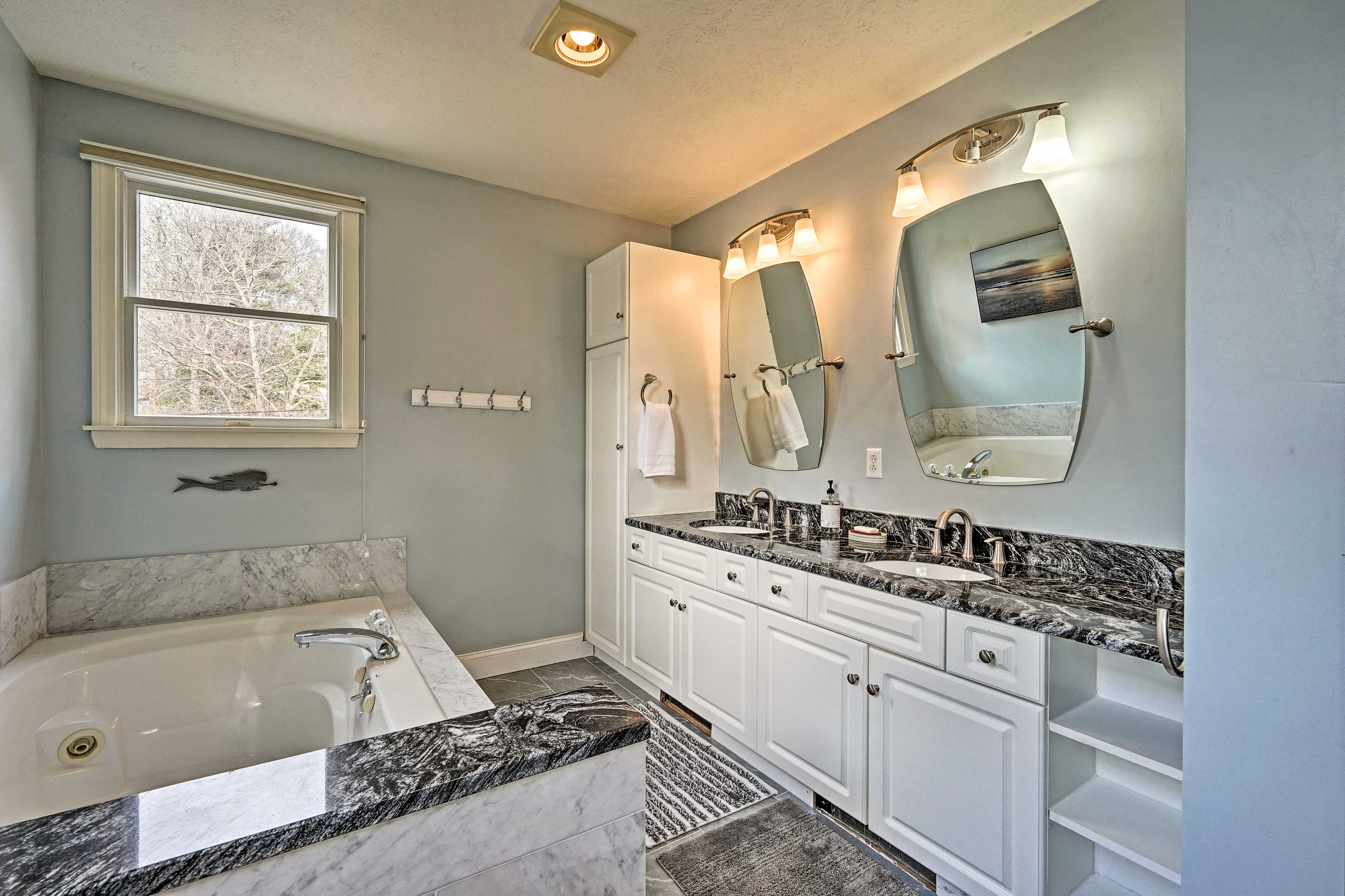 Spacious Waterfront Falmouth Home on Jenkins Pond! Evolve