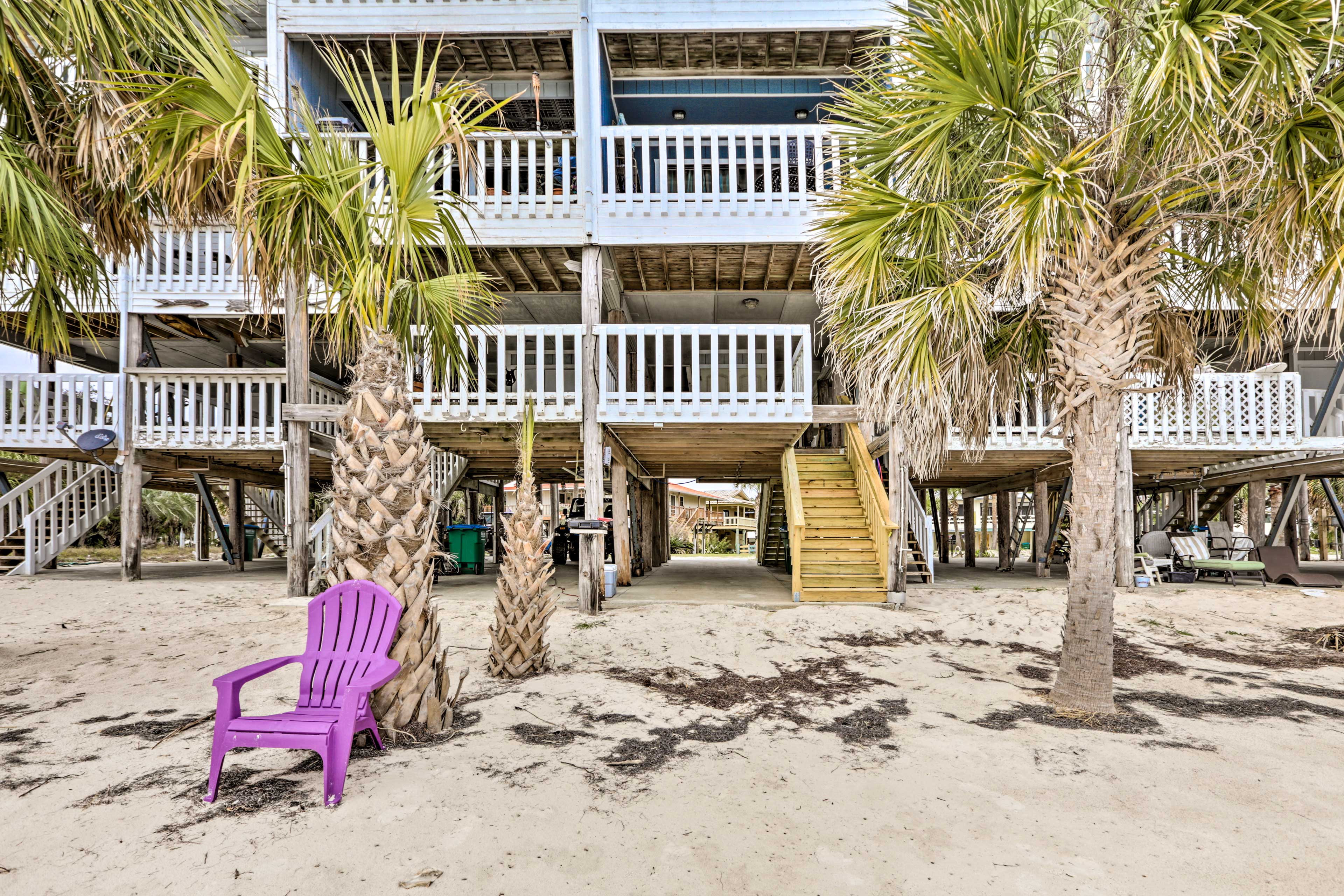 Waterfront Escape w/ Balcony on Shell Point Beach! Crawfordville, FL