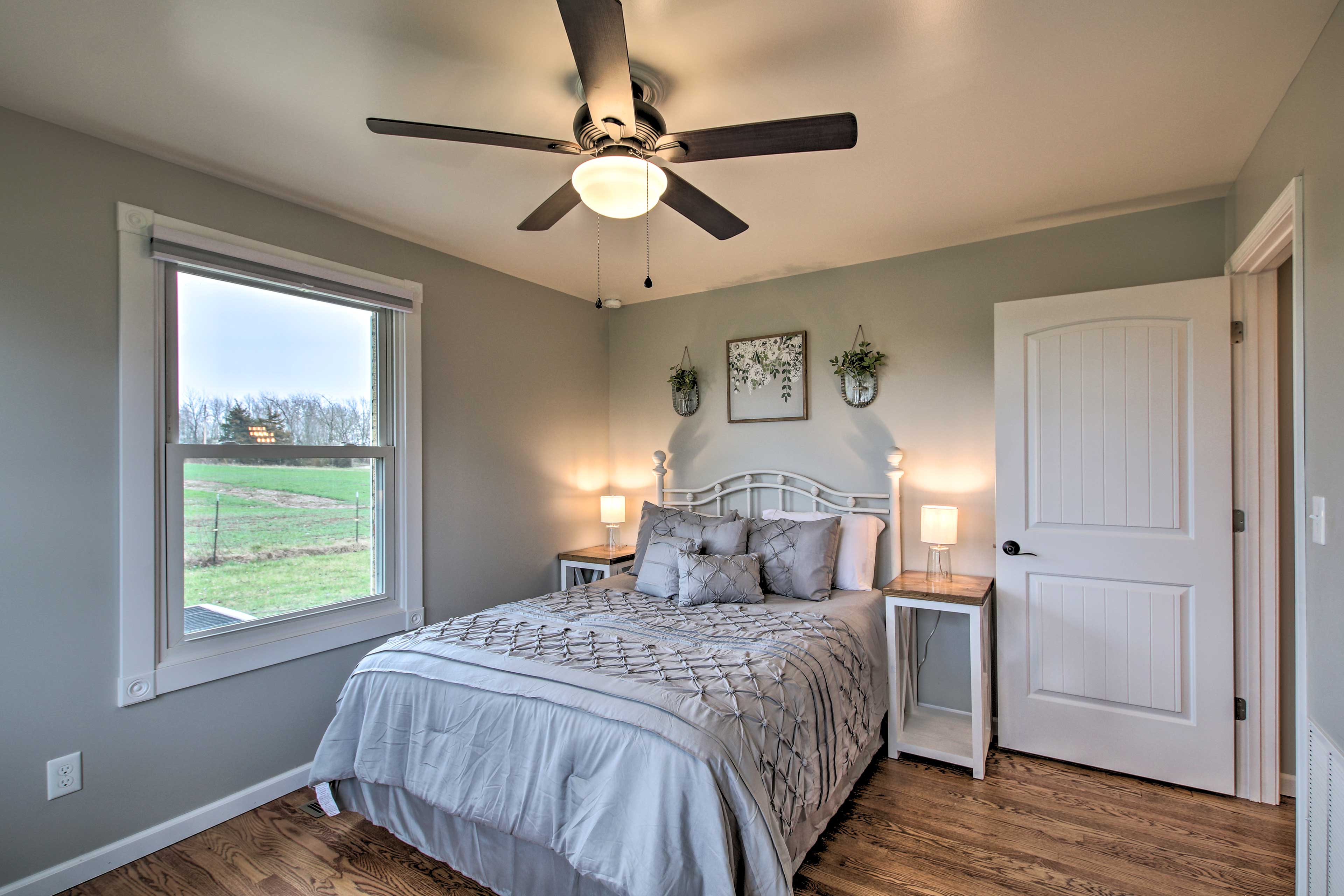 Chic Ste Genevieve Home w/ Nice Interior Amenities Ste. Genevieve, MO