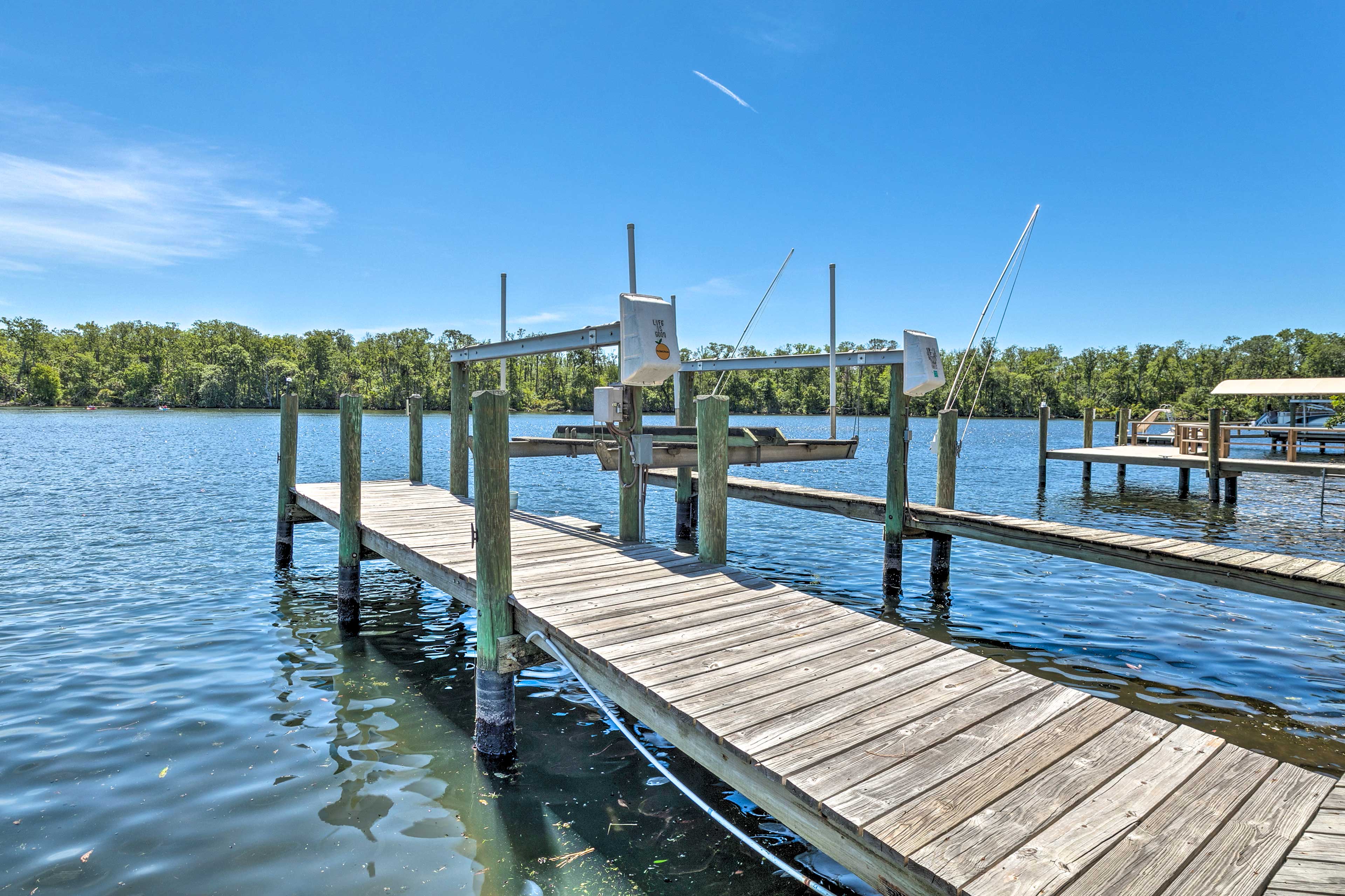 Angler's Getaway Riverfront Home w/ Boat Dock Homosassa, FL Evolve