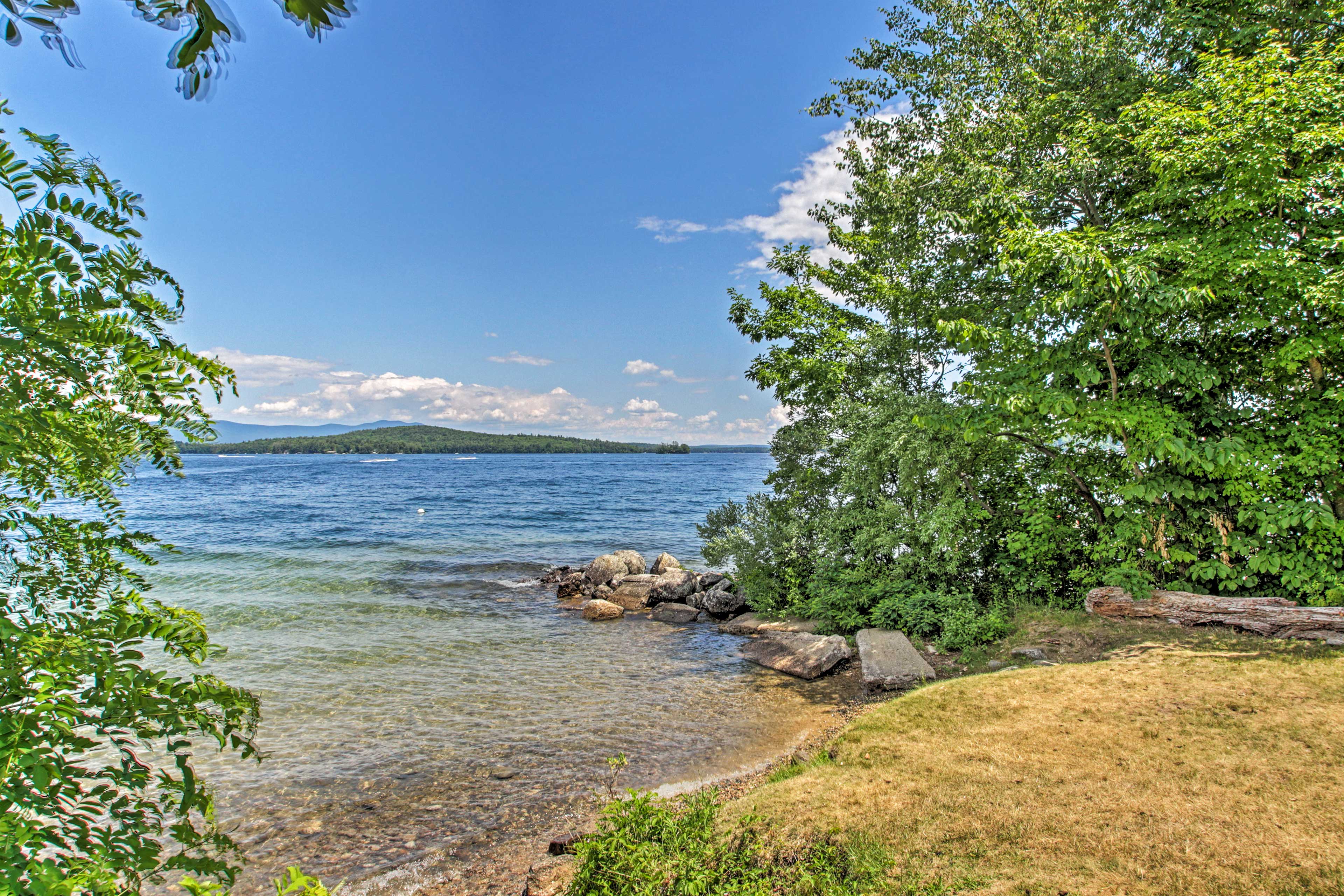 Bayside Weirs Beach Cottage