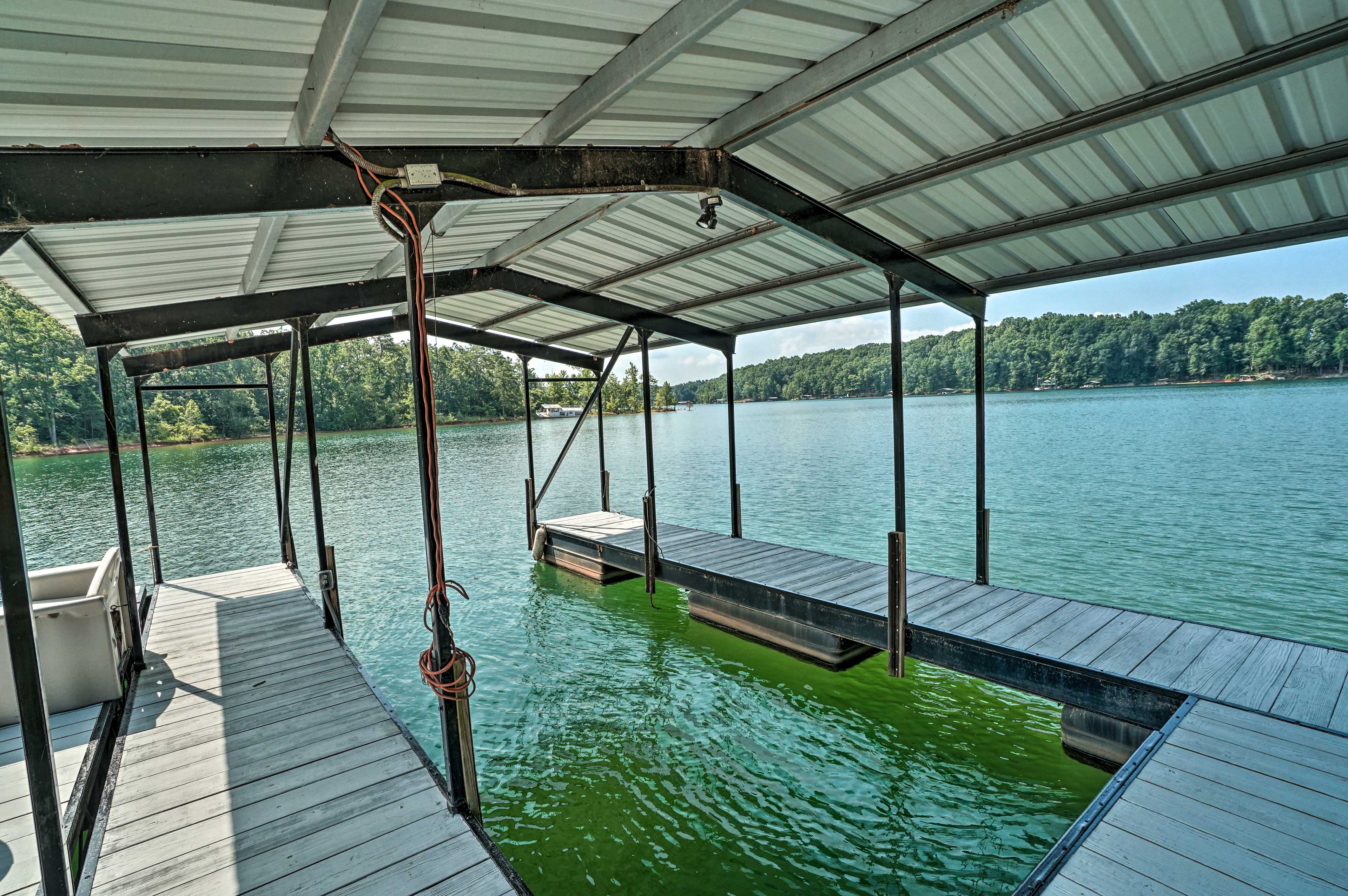 Spacious Lake Hartwell Home w/ Private Boat Ramp! Anderson, SC Evolve