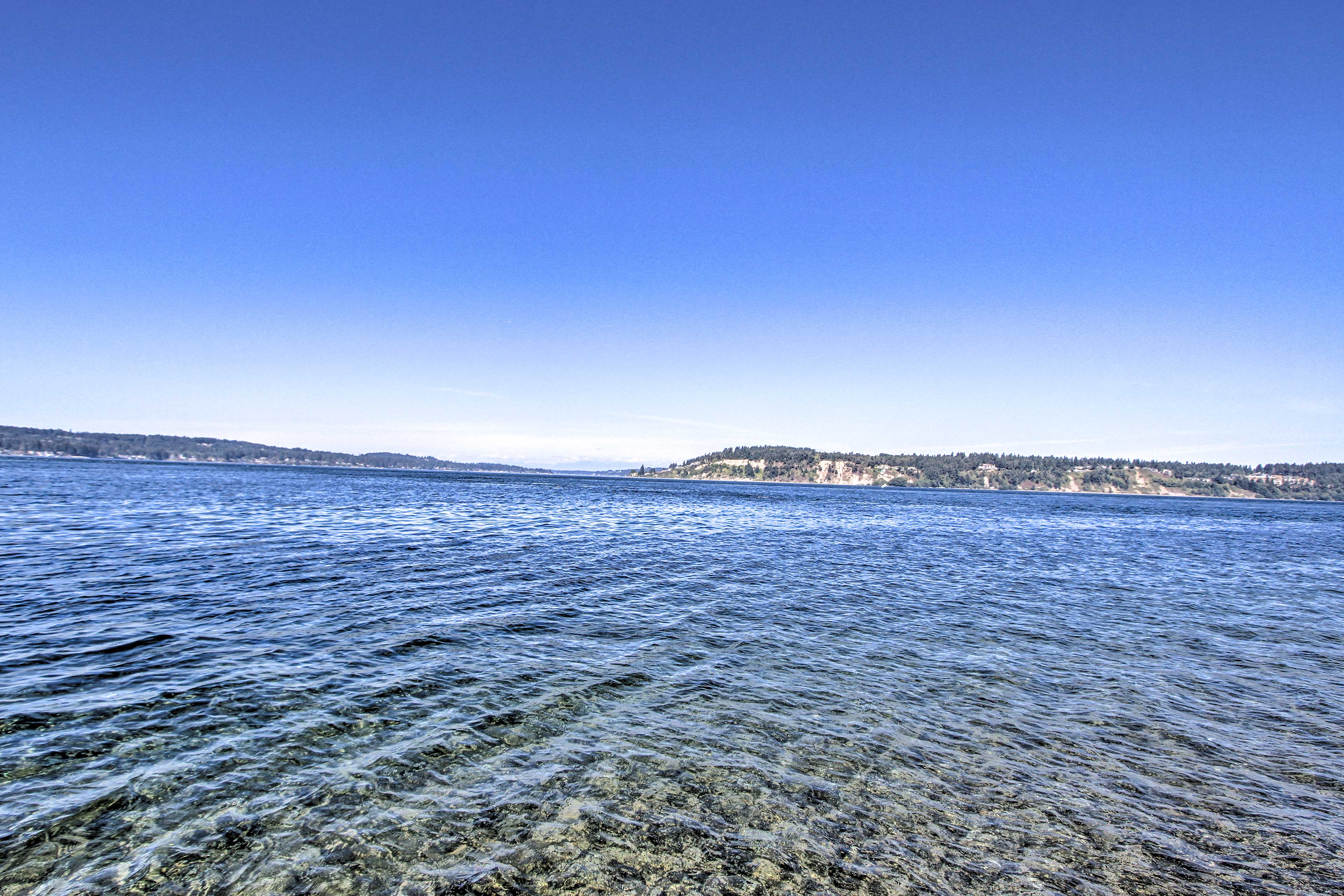 Waterfront Puget Sound Retreat Steps to Beach! University Place, WA