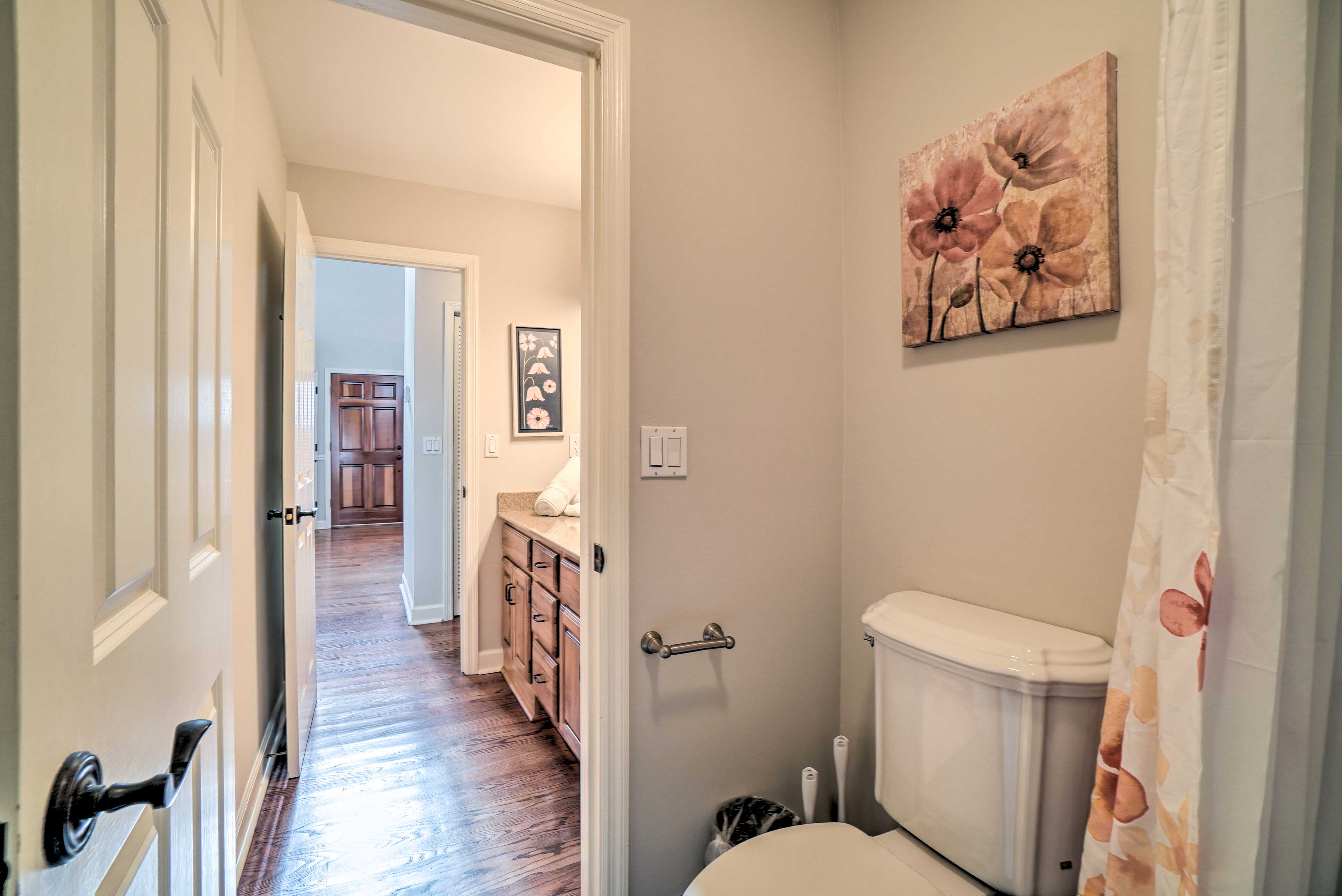 Nashville Area Family Getaway w/ Private Pool! Pegram, TN Evolve