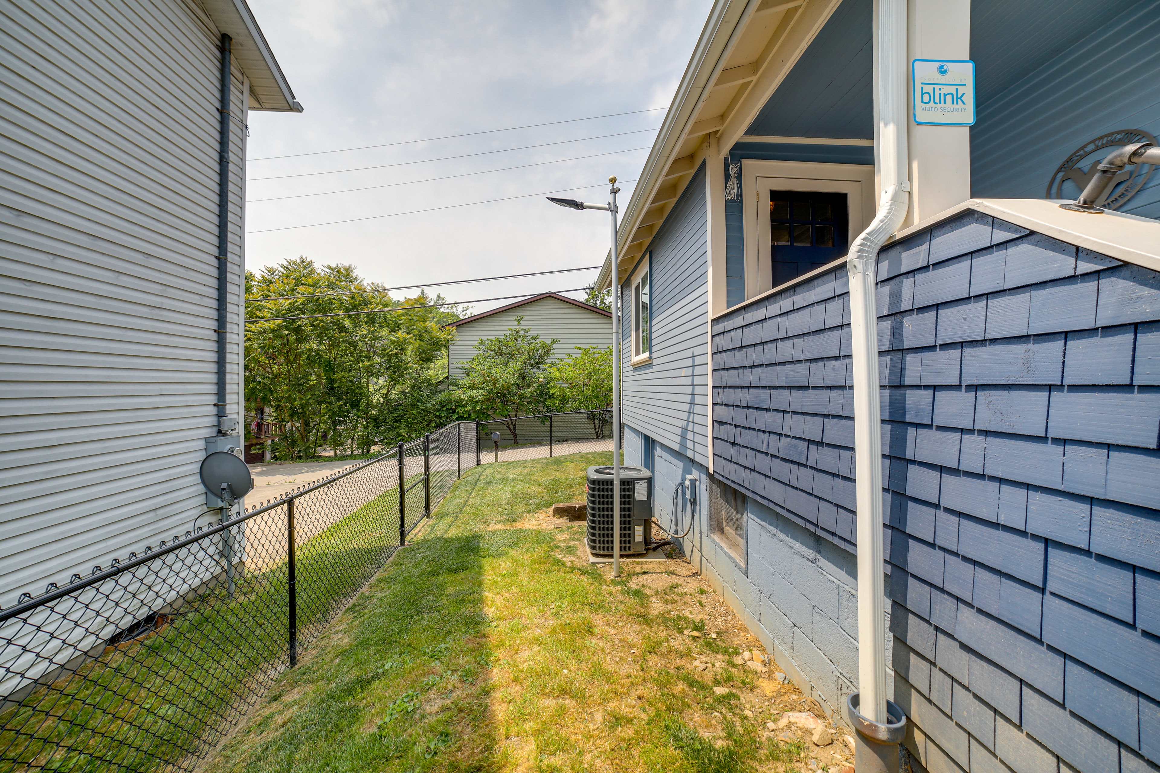 PetFriendly ‘Murph Landing’ 1 Mile to WVU! WV Evolve