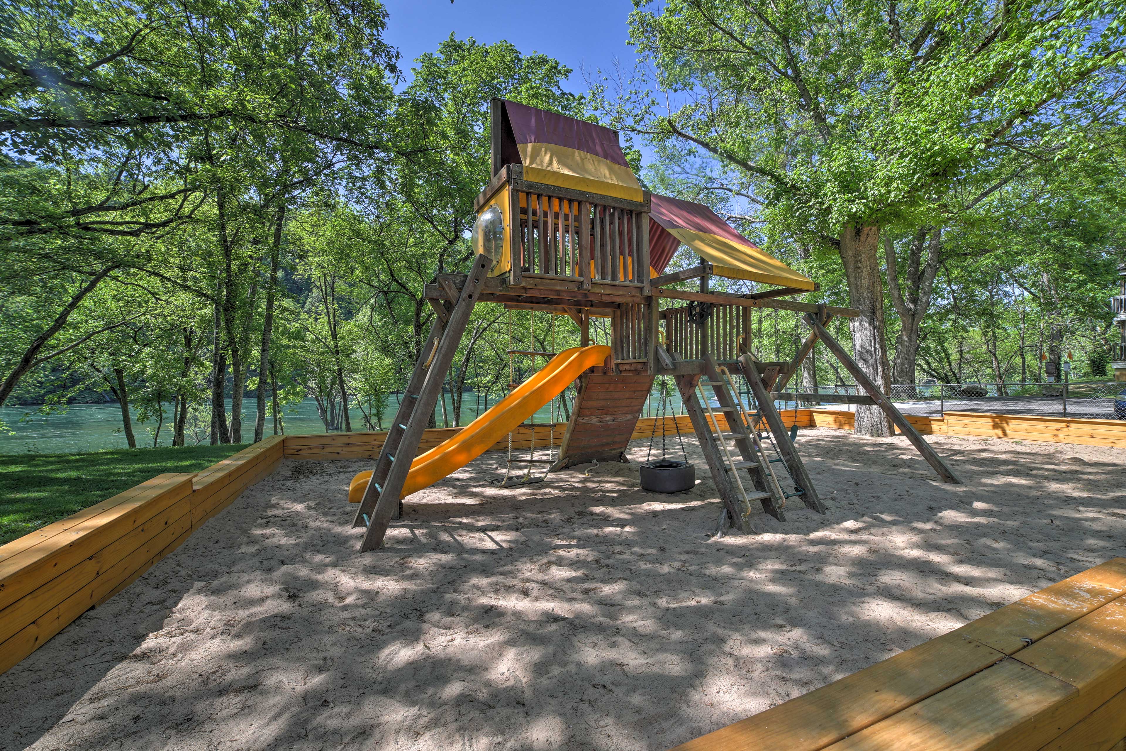 Branson Resort Condo by Lake w/ Pool! Evolve