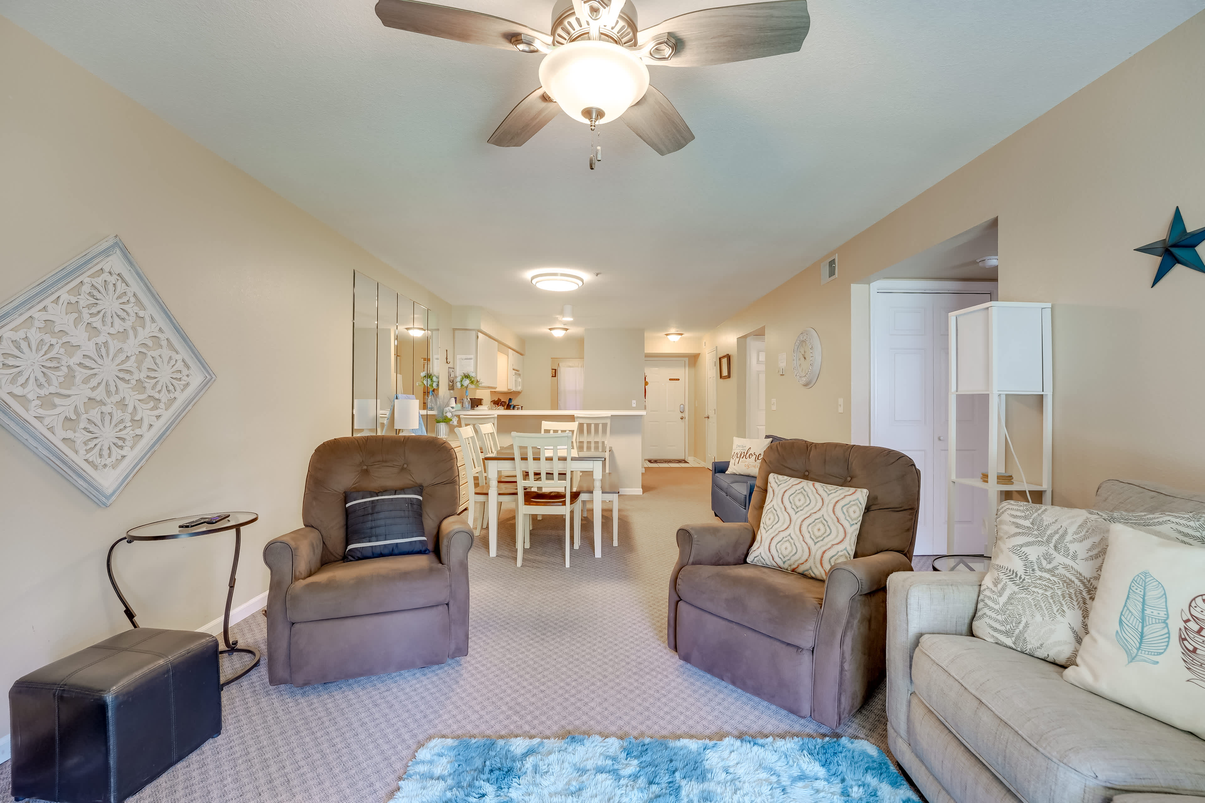 Branson Resort Condo by Lake w/ Pool! Evolve