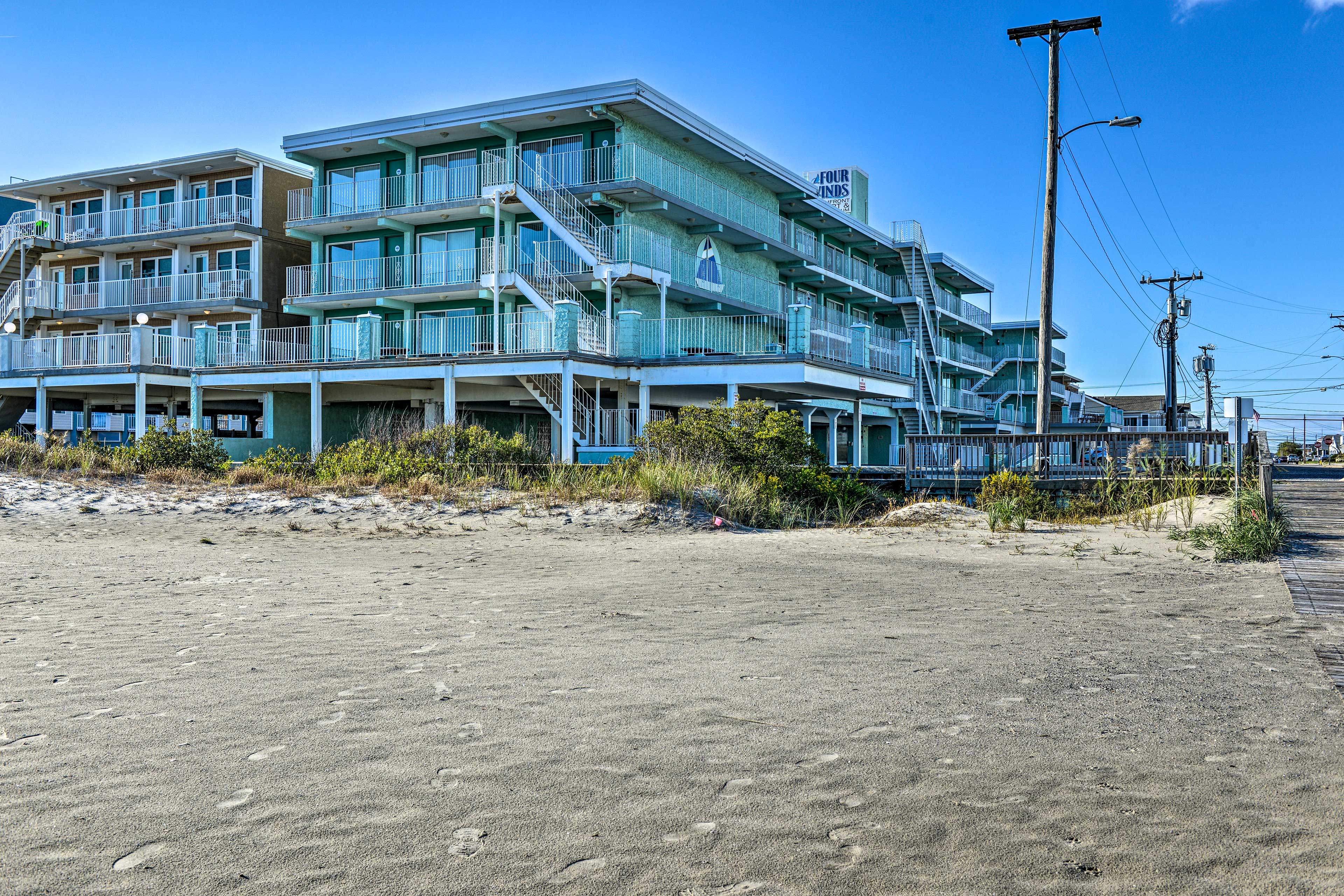 Wildwood Crest Beach Condo Balcony w/ Ocean Views Evolve