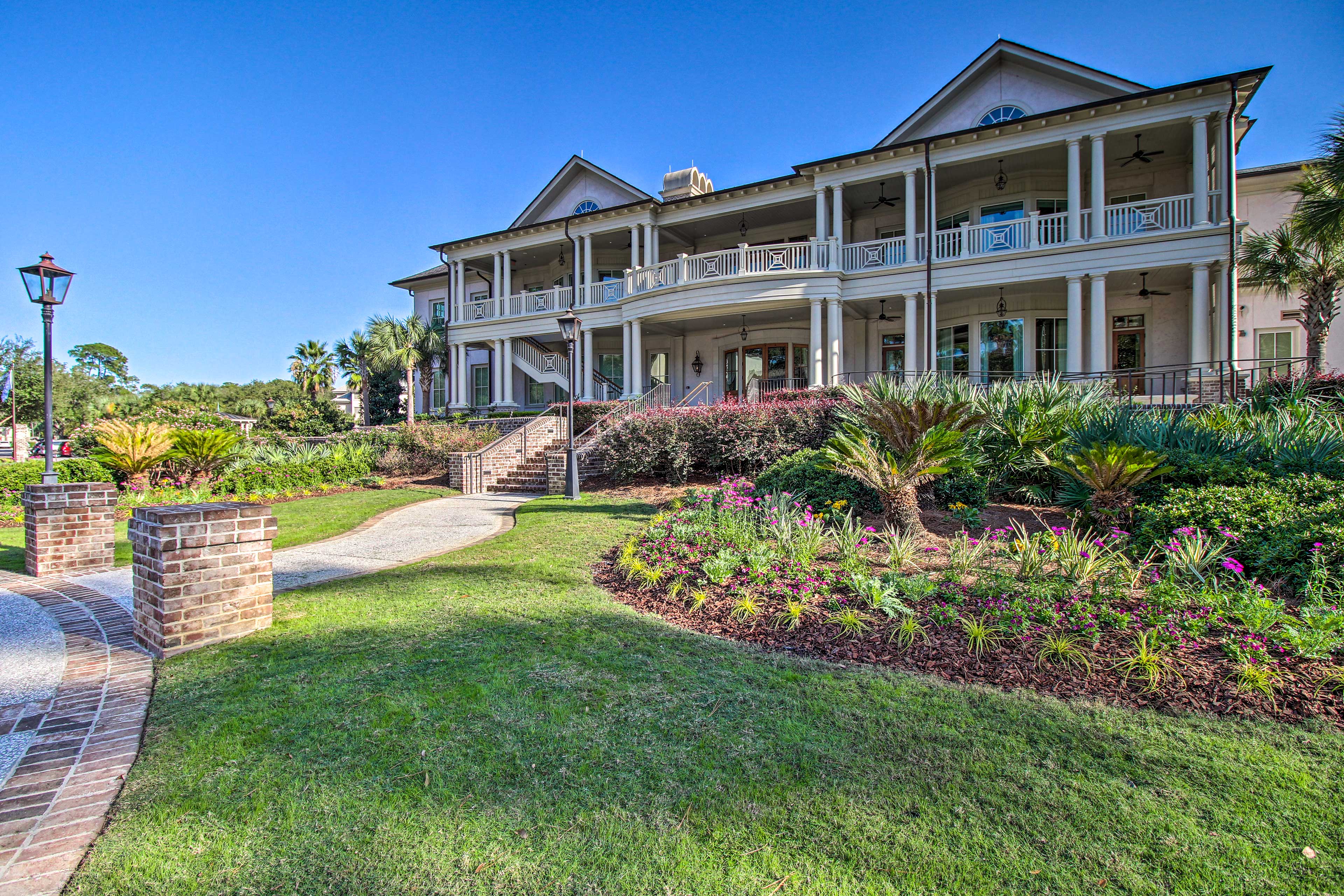 Heart of Harbour Town Condo Walk to Pier & Golf! Hilton Head Island