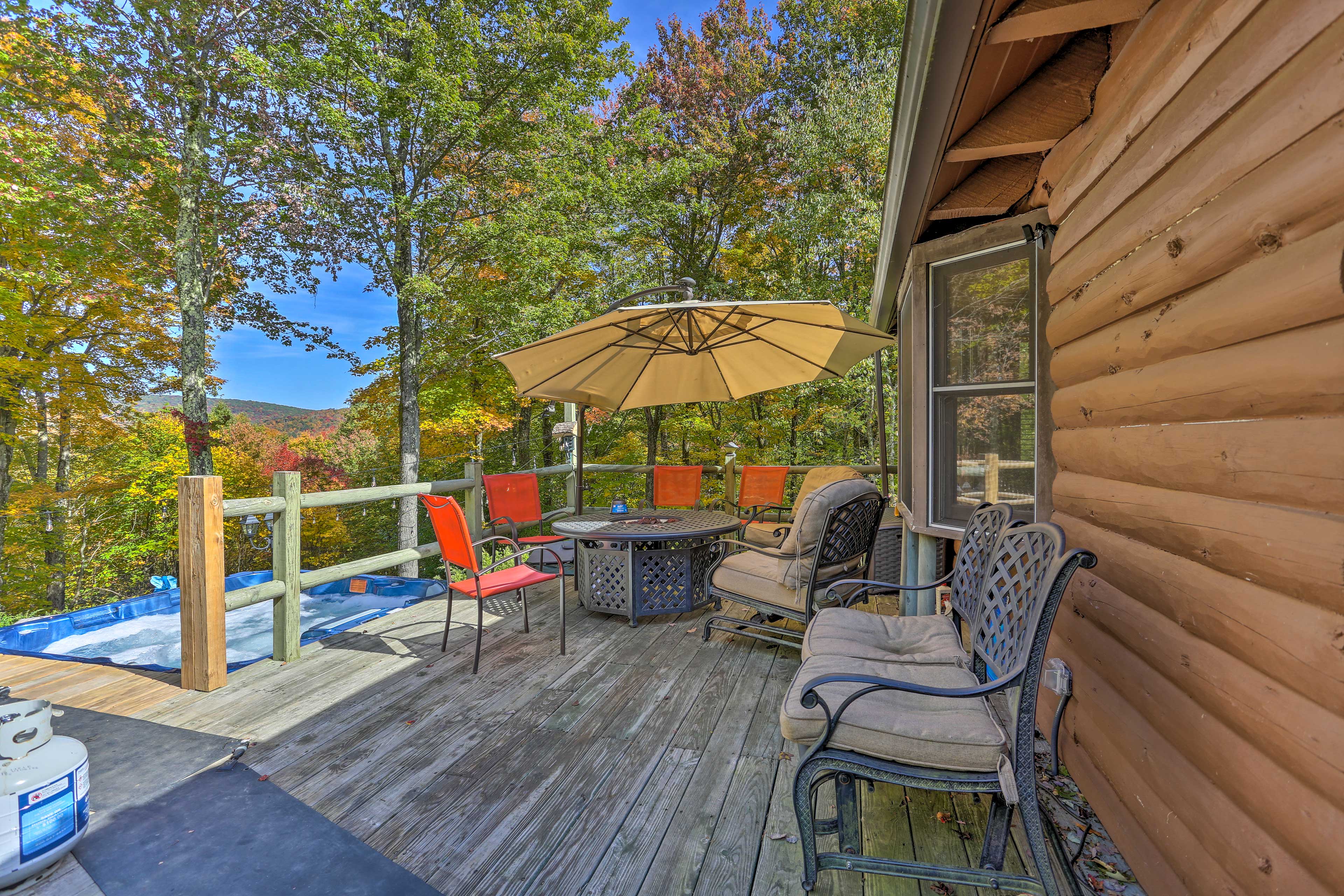 Roscoe Retreat 3 Mi to Beaverkill River Fishing! Evolve