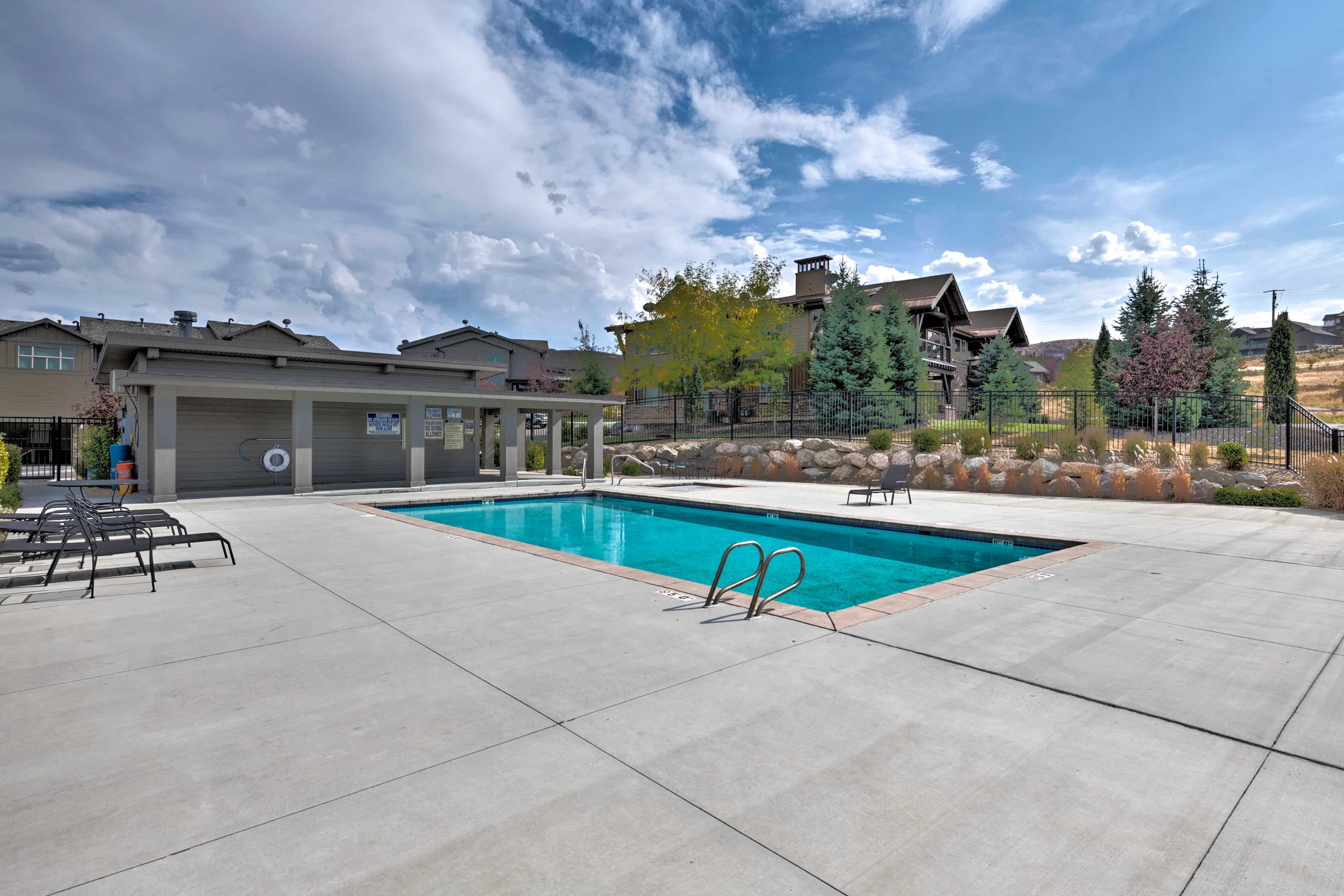 Edgewater Townhome 7 Mi to Snowbasin Resort Huntsville, UT Evolve