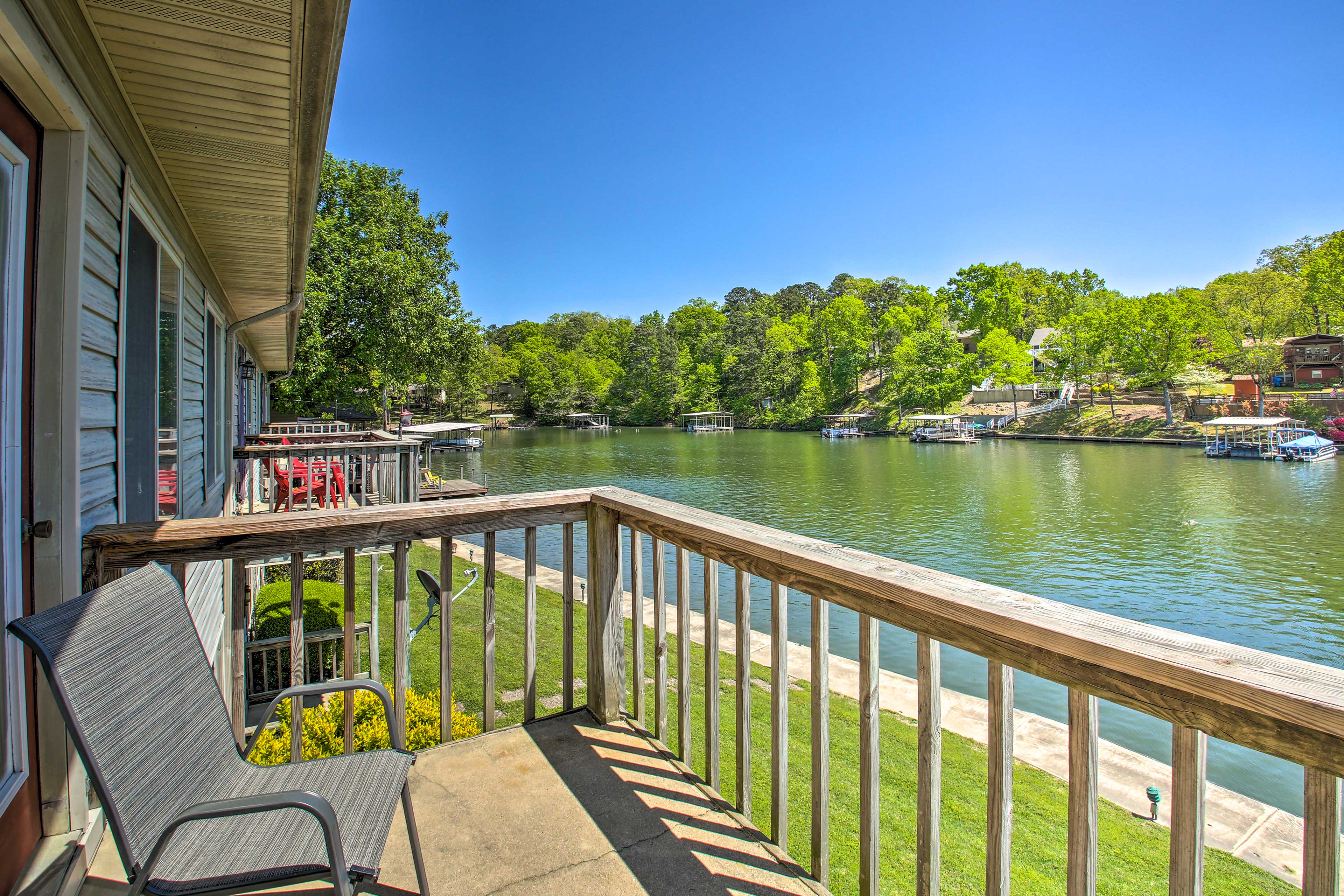 Hot Springs Condo on Lake Hamilton w/ Shared Dock! Evolve