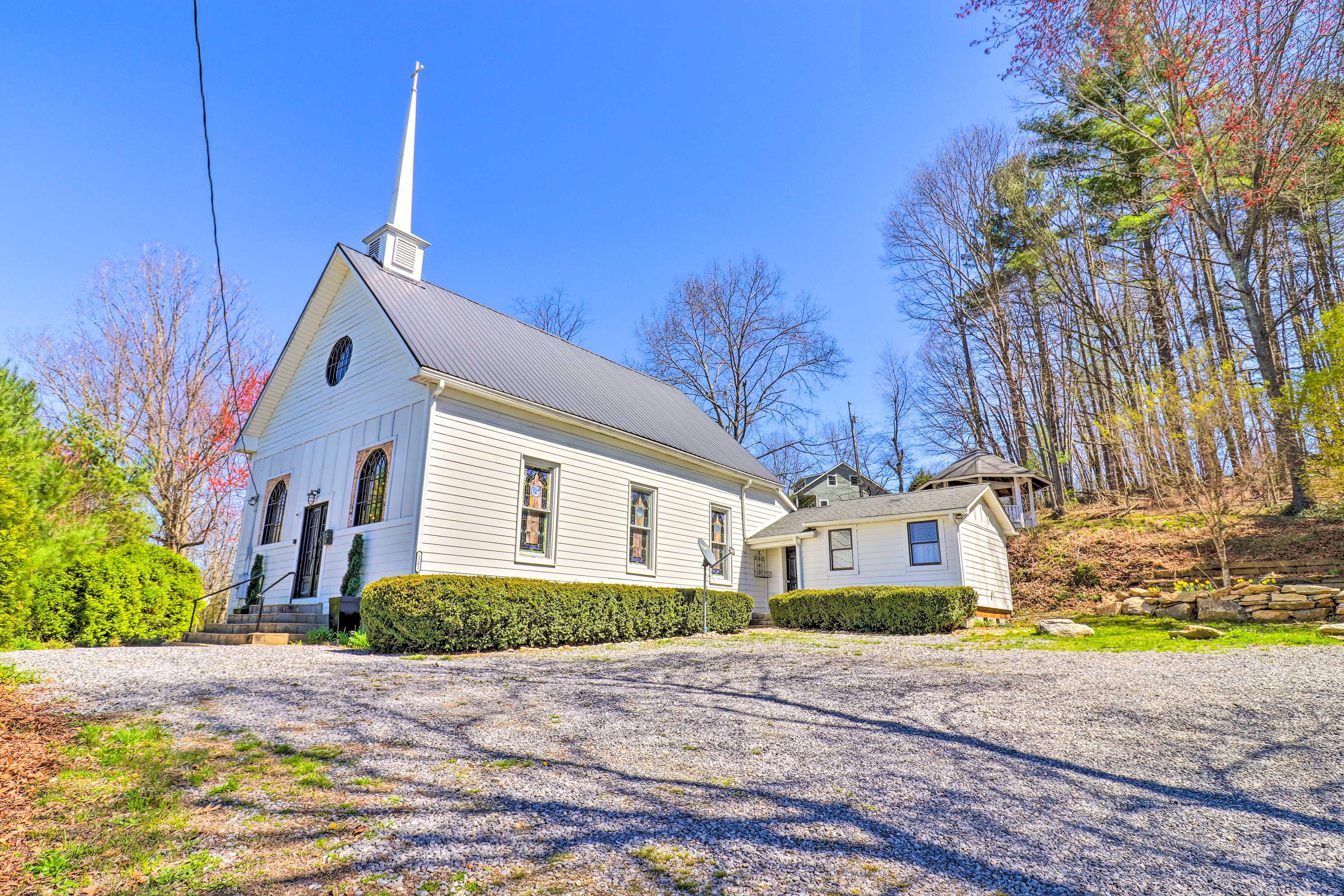Waynesville Memorial Chapels And Crematory