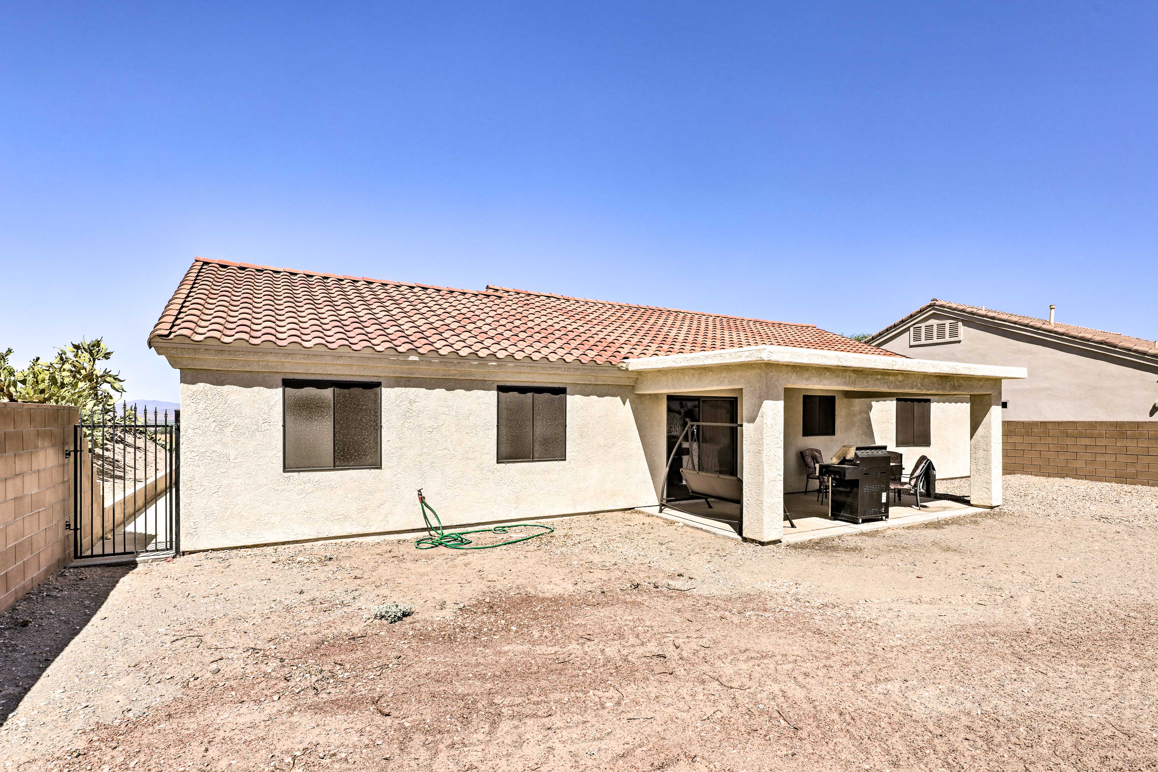 Mohave Court - q0x2438