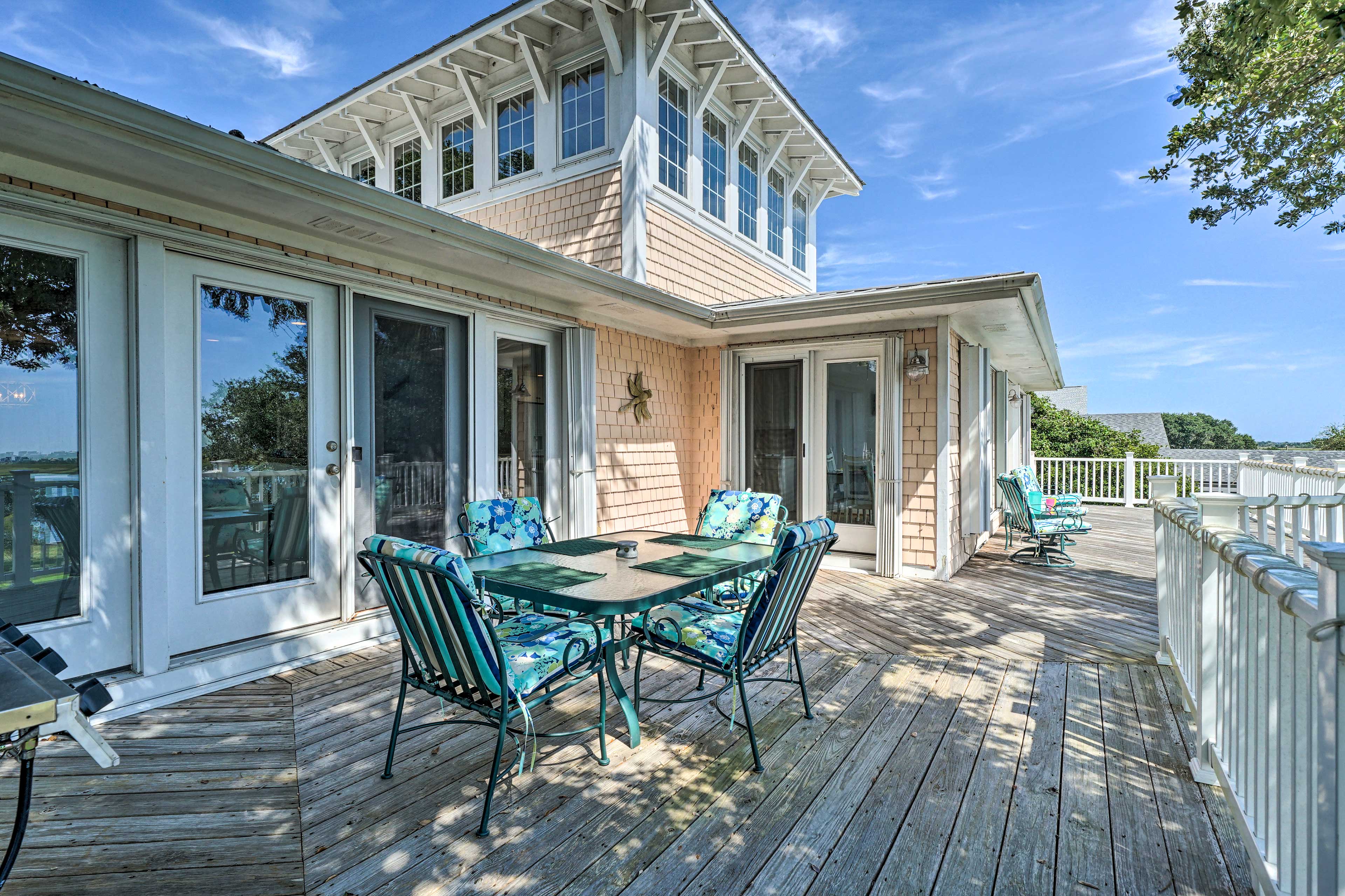 Waterfront Hampstead Home Dock & Waterway Access! Evolve