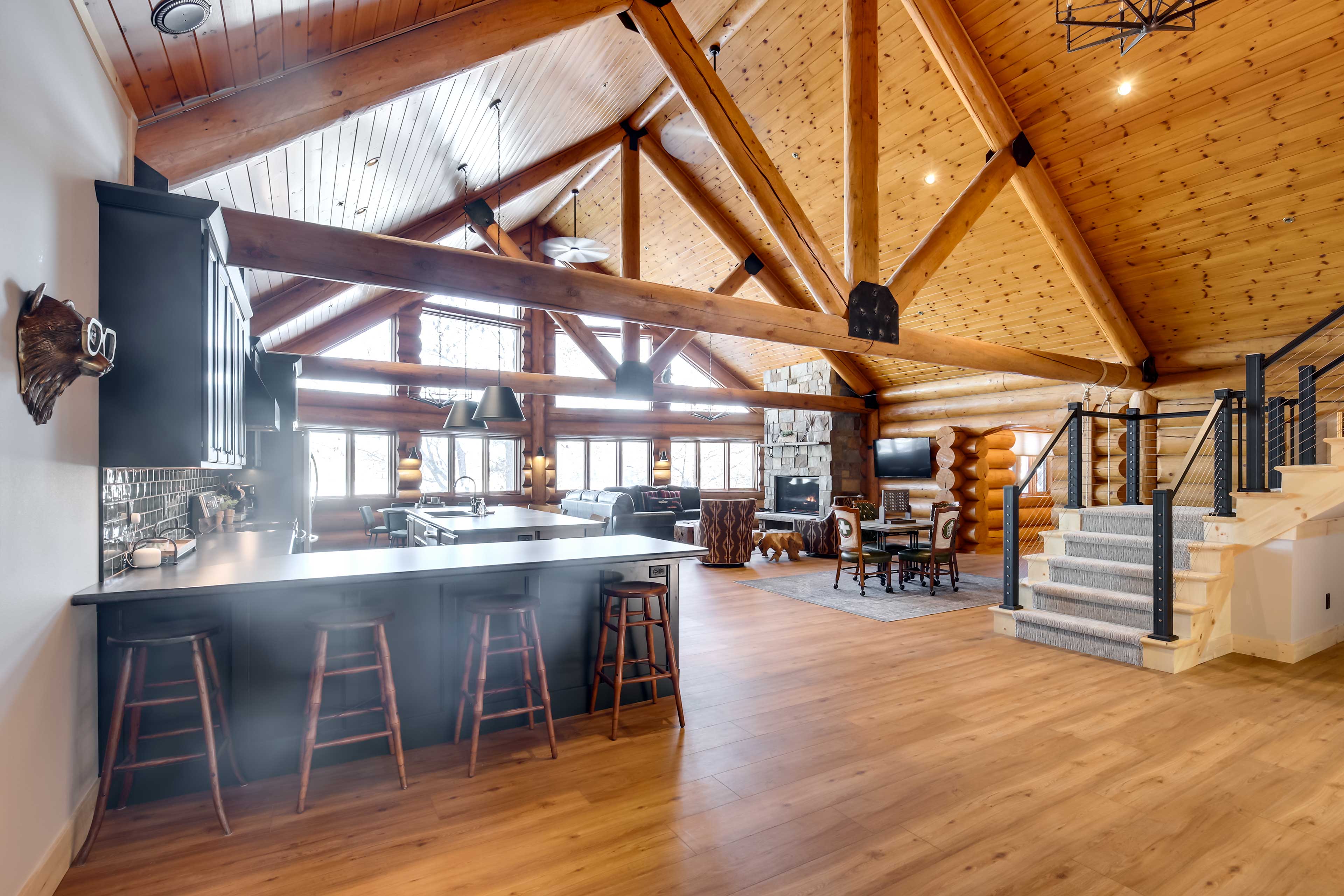 Spacious Condo w/ Pool Table on Fence Lake! Minocqua, WI Evolve