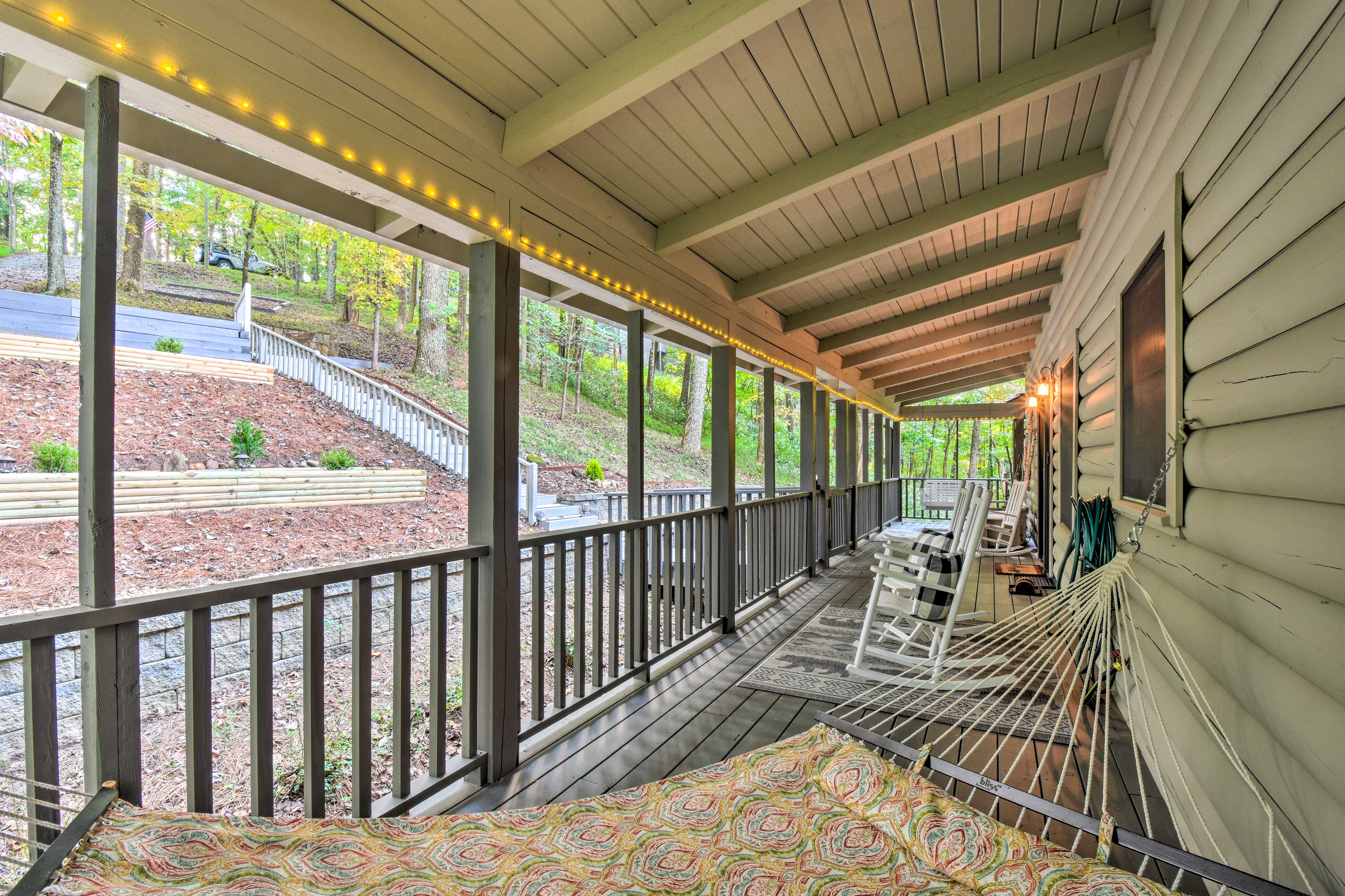 Bent Tree Cabin with Mountain & Lake Views! Jasper, GA Evolve