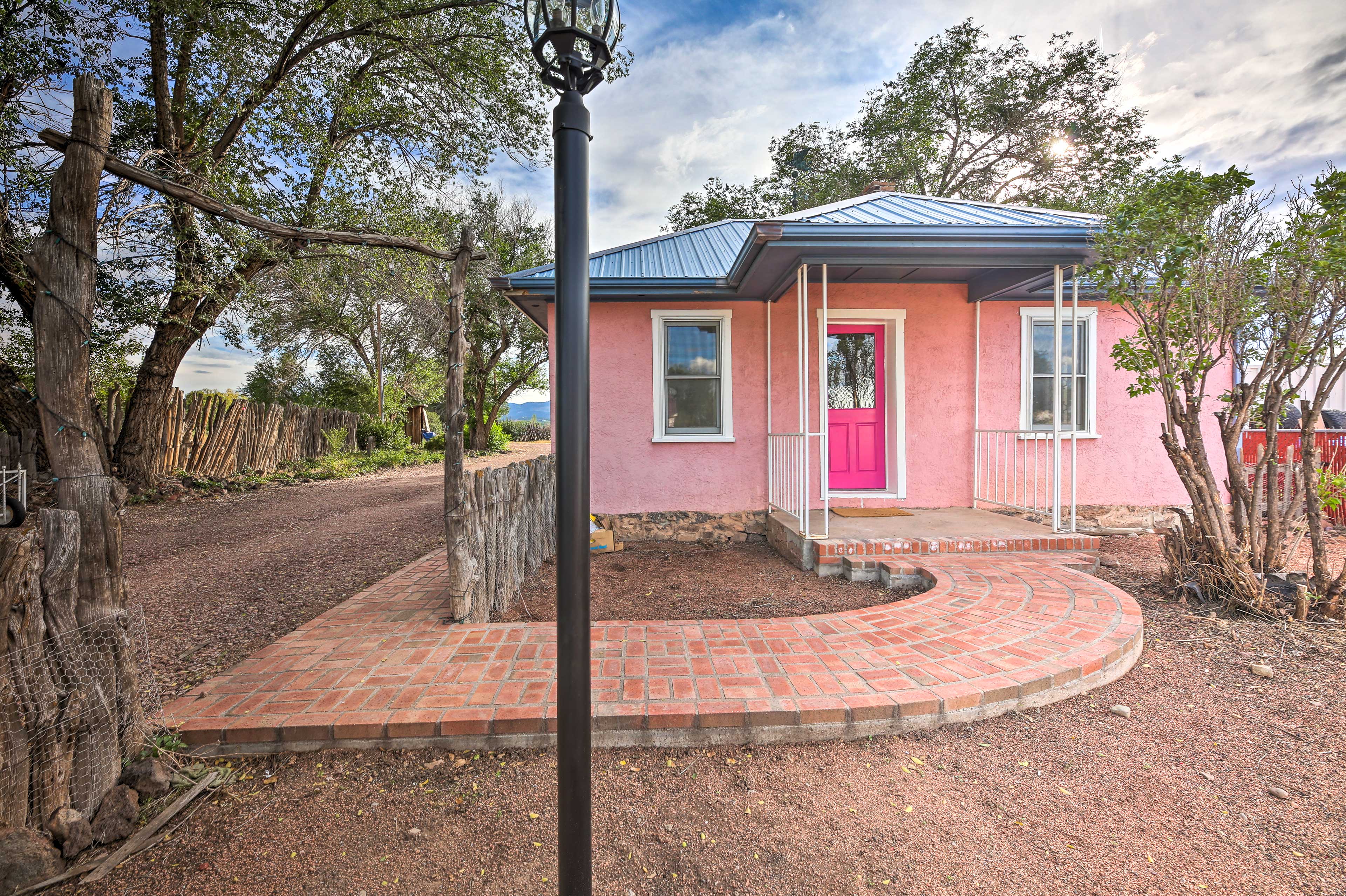 Quaint Springerville Home Hike, Ski & Hunt! Evolve