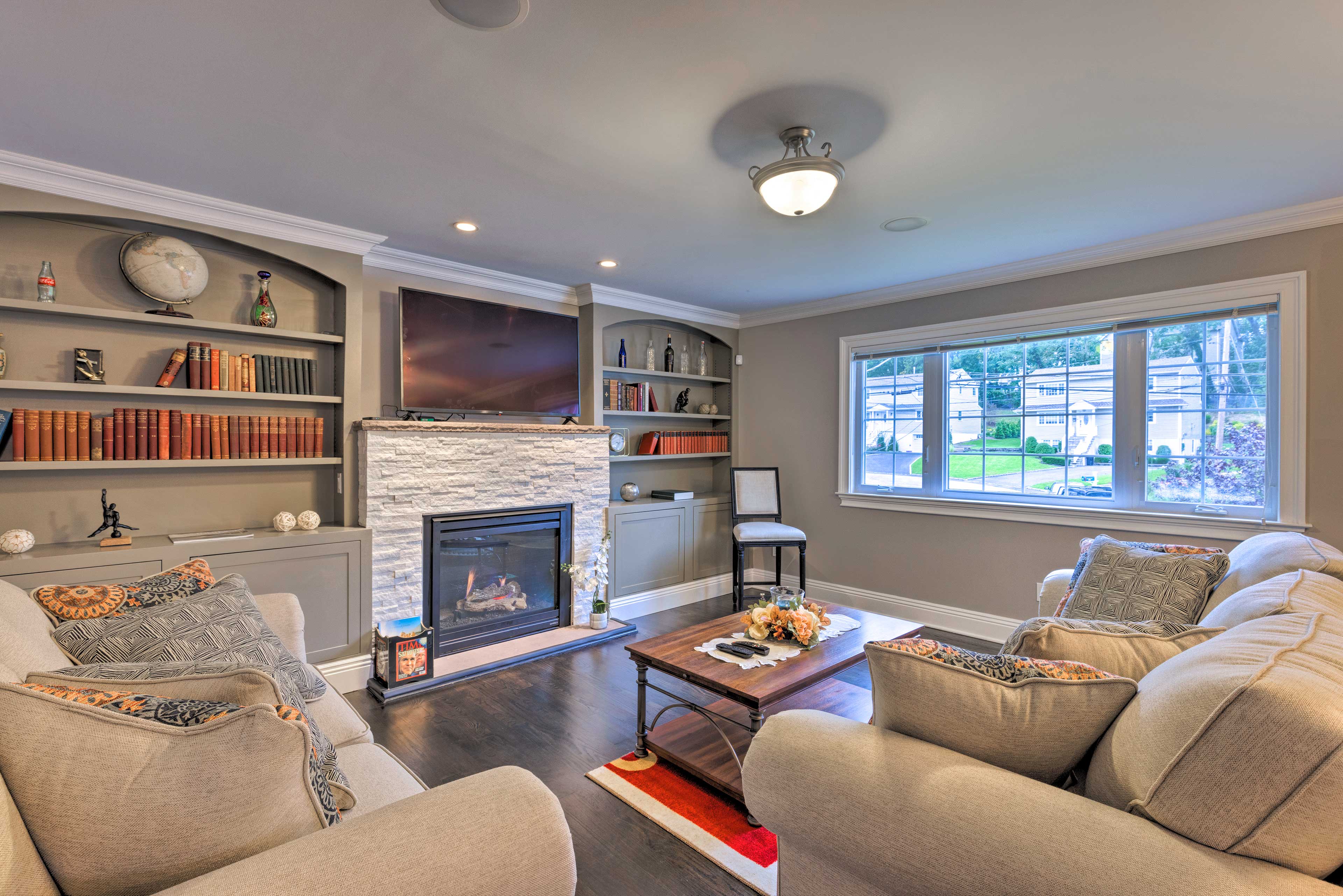 Long Island Apartment w/ Balcony 25 Mi to NYC Glen Cove, NY Evolve