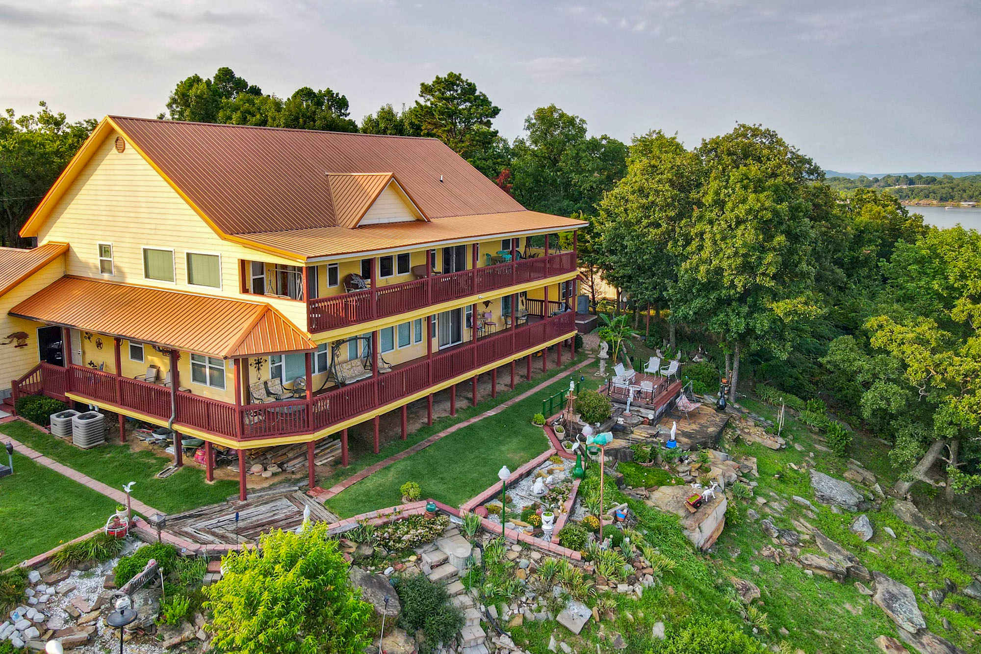 Waterfront Lake Eufaula Home MultiLevel Balcony Evolve