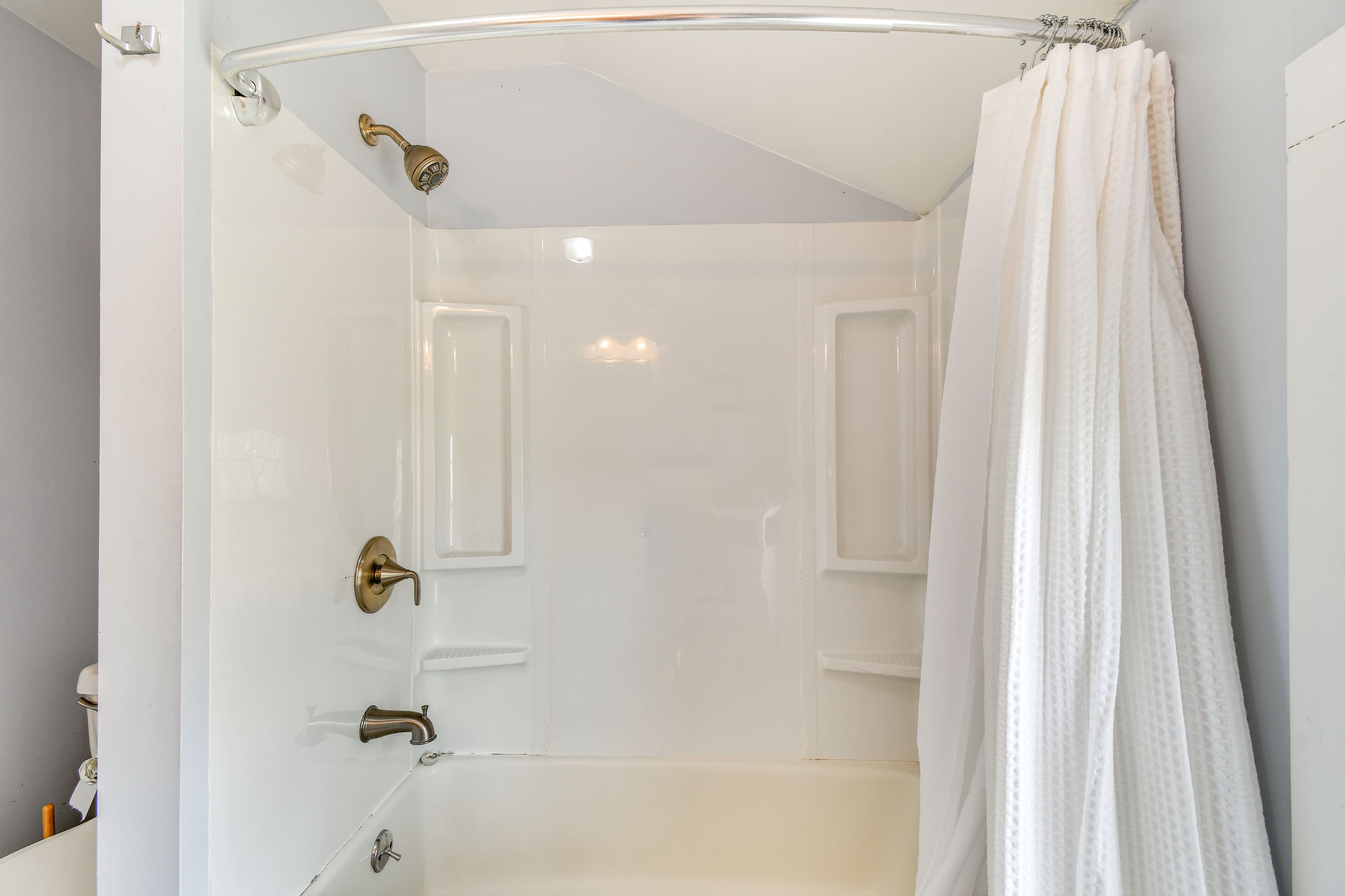 Lakefront Cayuga Retreat w/ Private Deck & Hot Tub Evolve