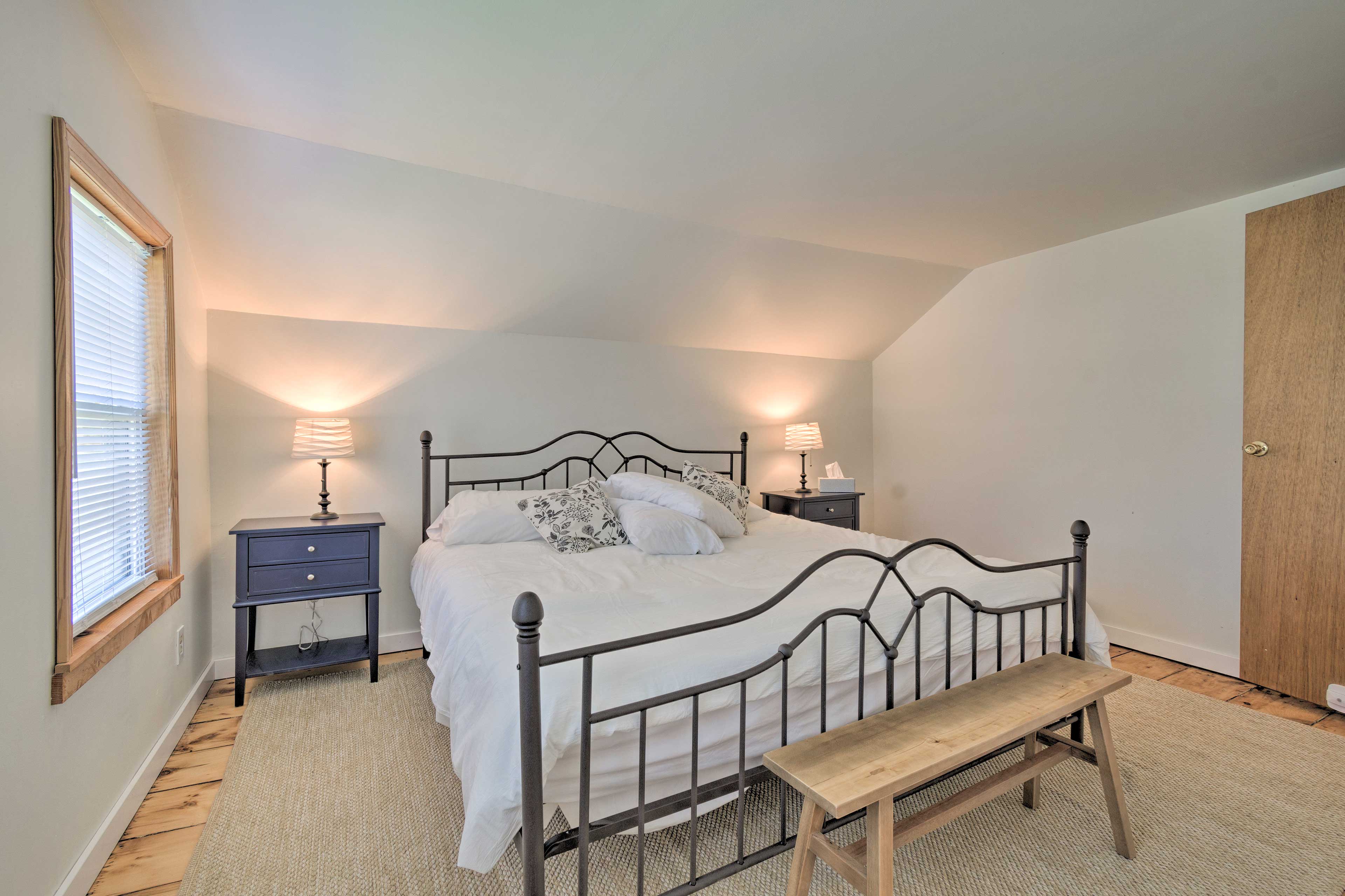 LakeView Getaway in Sodus Point w/ Private Yard Evolve