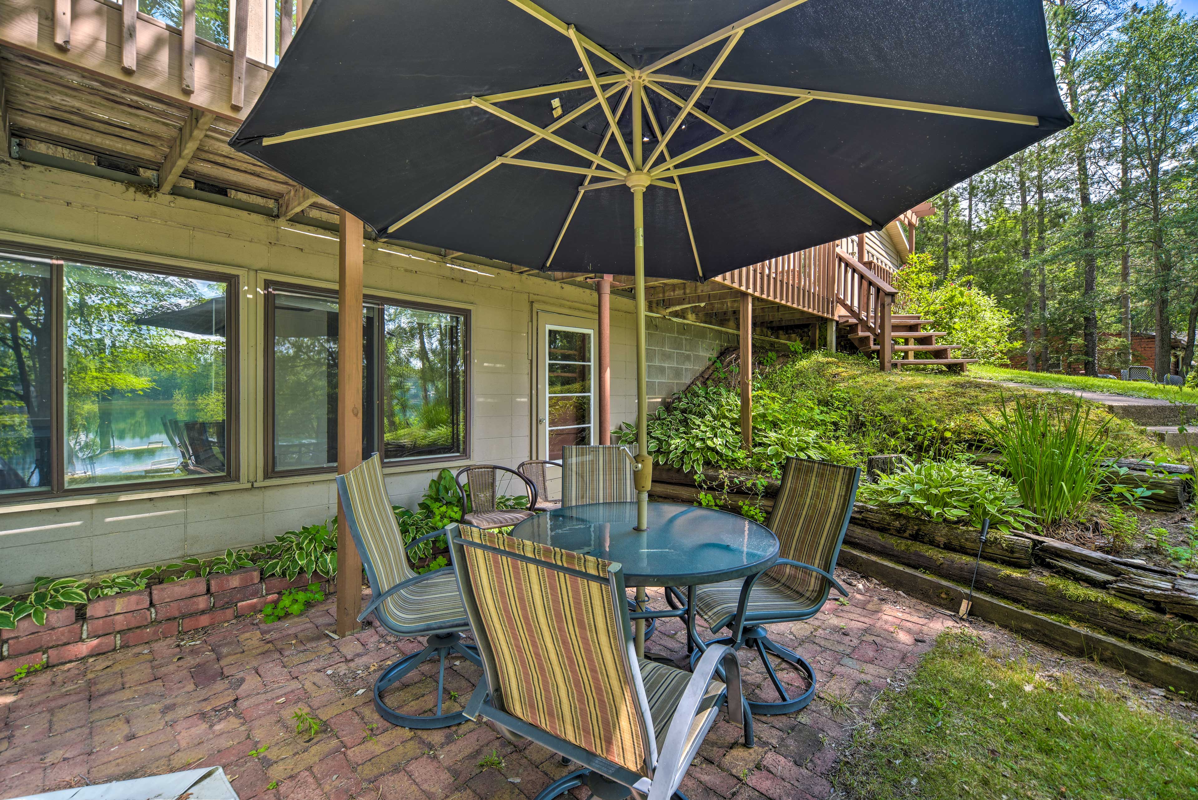 Lakeside Spooner Home w/ Game Room & Views! Evolve