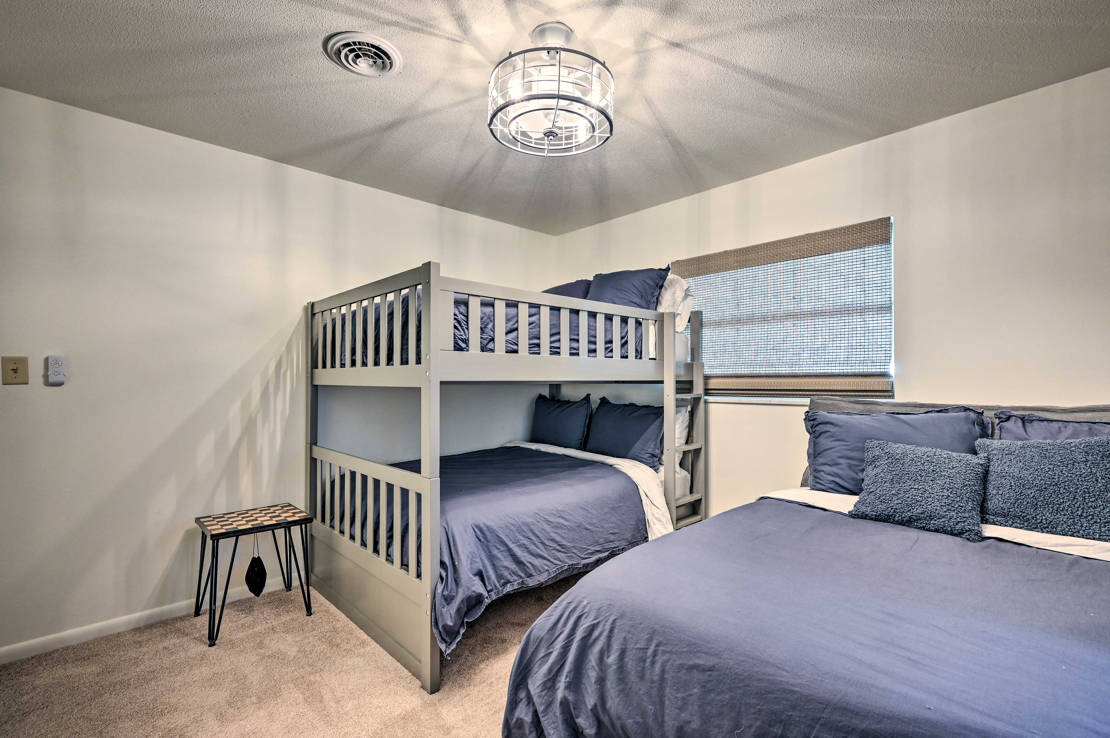 NEW! Summerfield Lakefront Vacation Home w/ Patio! Evolve