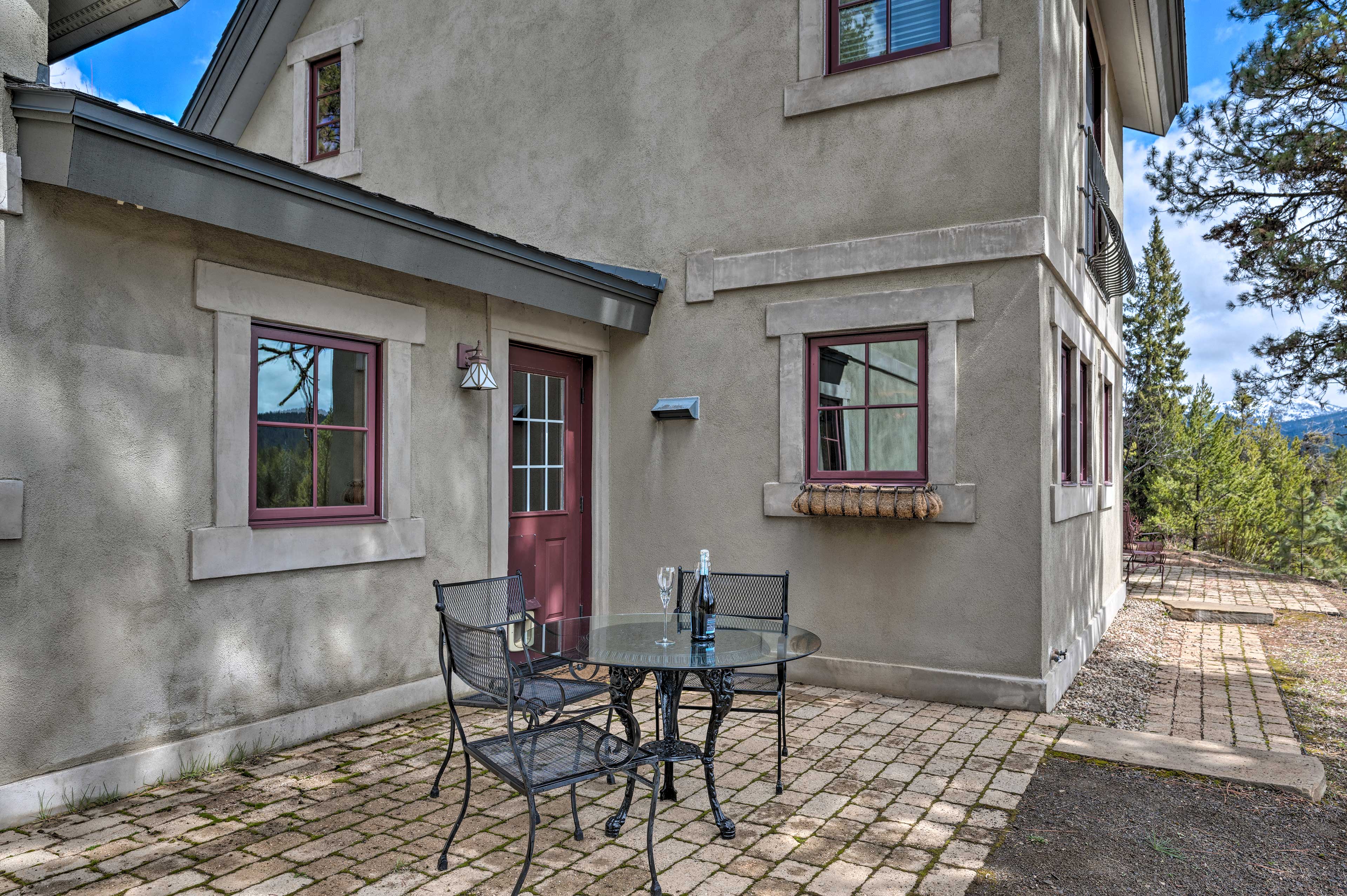 Private McCall Apartment w/ Mountain View! Evolve