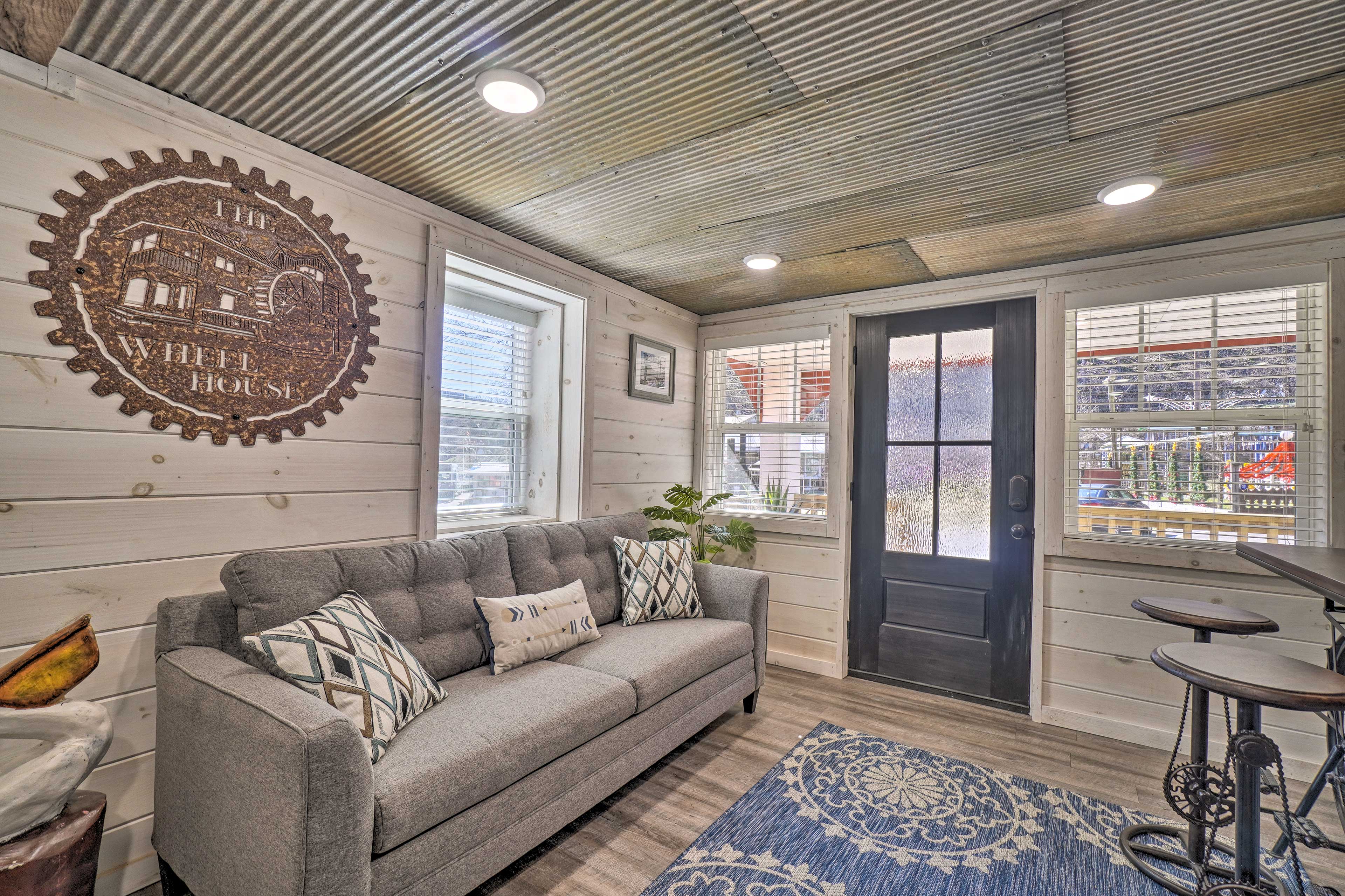 Peaceful Cookeville Cabin on 52 Acres! Evolve